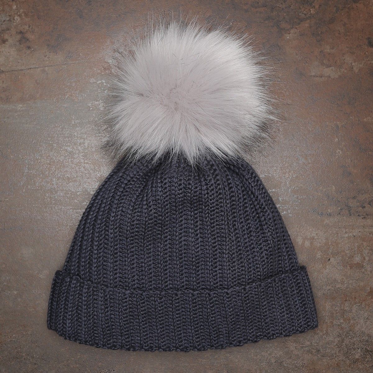 Pom Pom w/button - Gray - Large - Image 3
