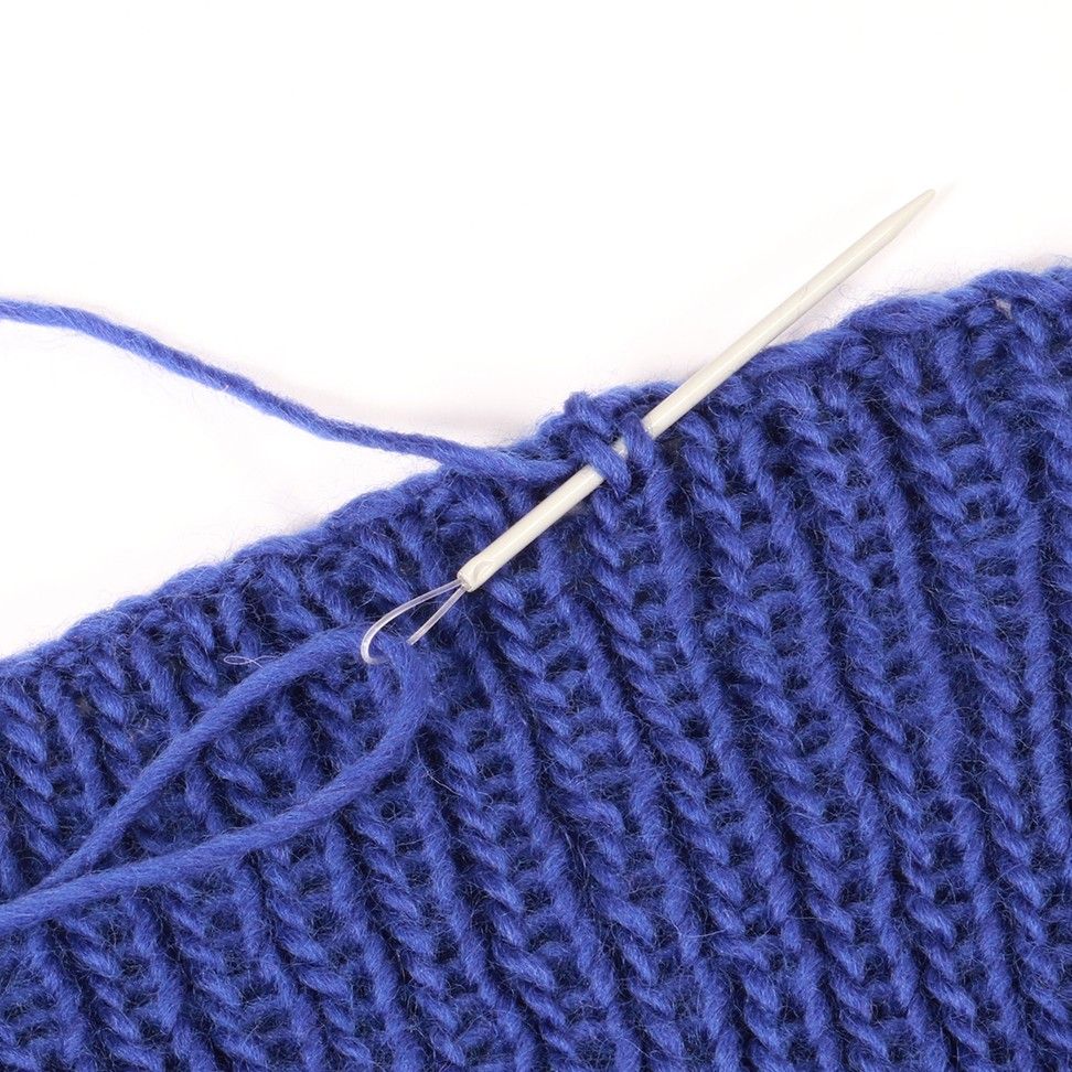 Wool Needles in Aluminium - Image 2