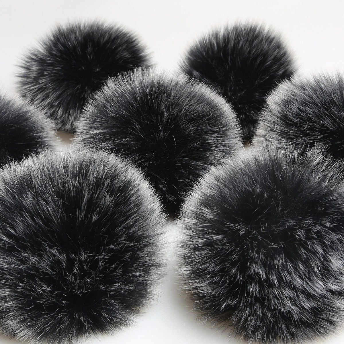Pom Pom - Dark Gray - Image 2