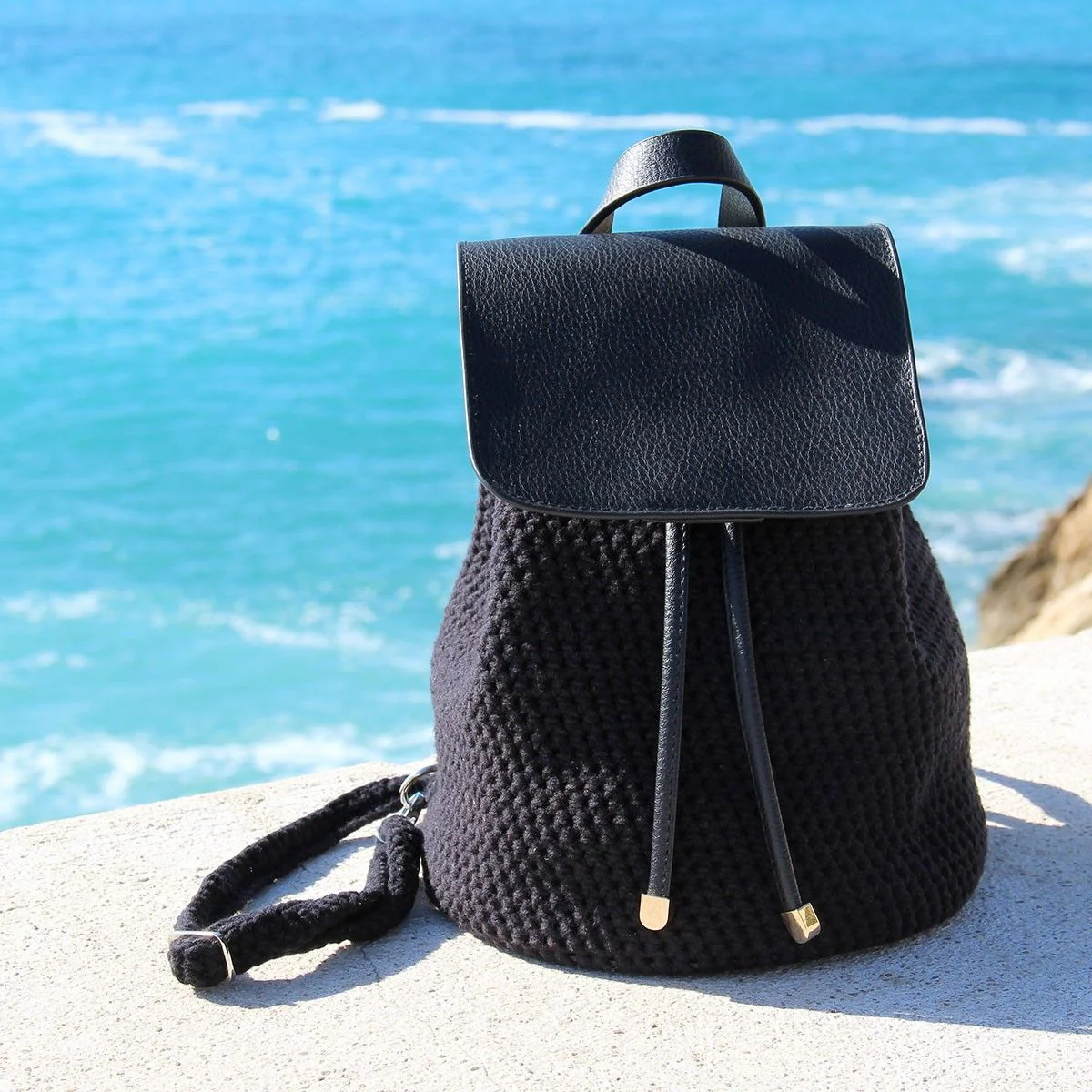 Bag Flap w/Magnetic Button - Black/Silver - Image 2
