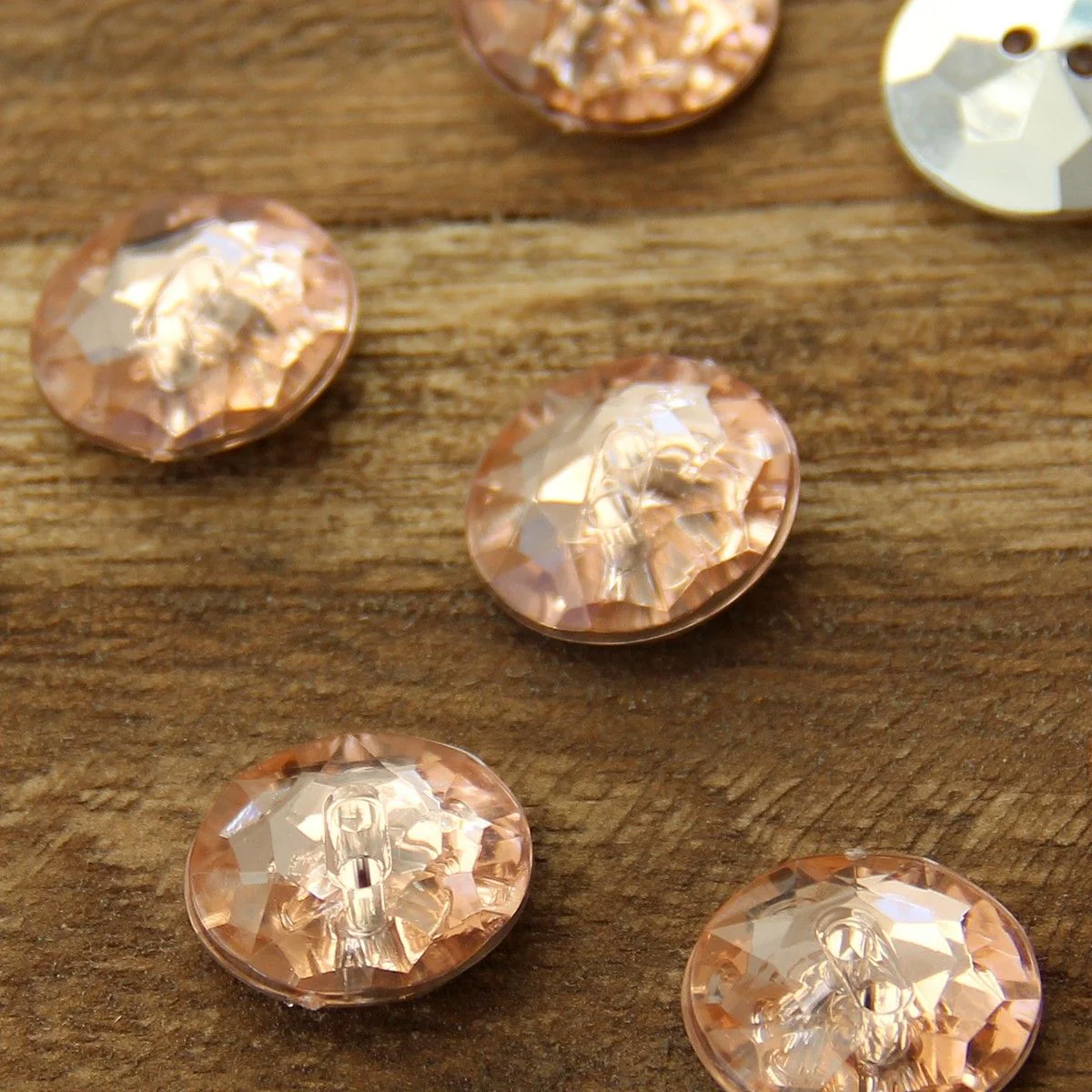Two Hole Cocktail Buttons - 18 mm (0.7 inches) - Image 12
