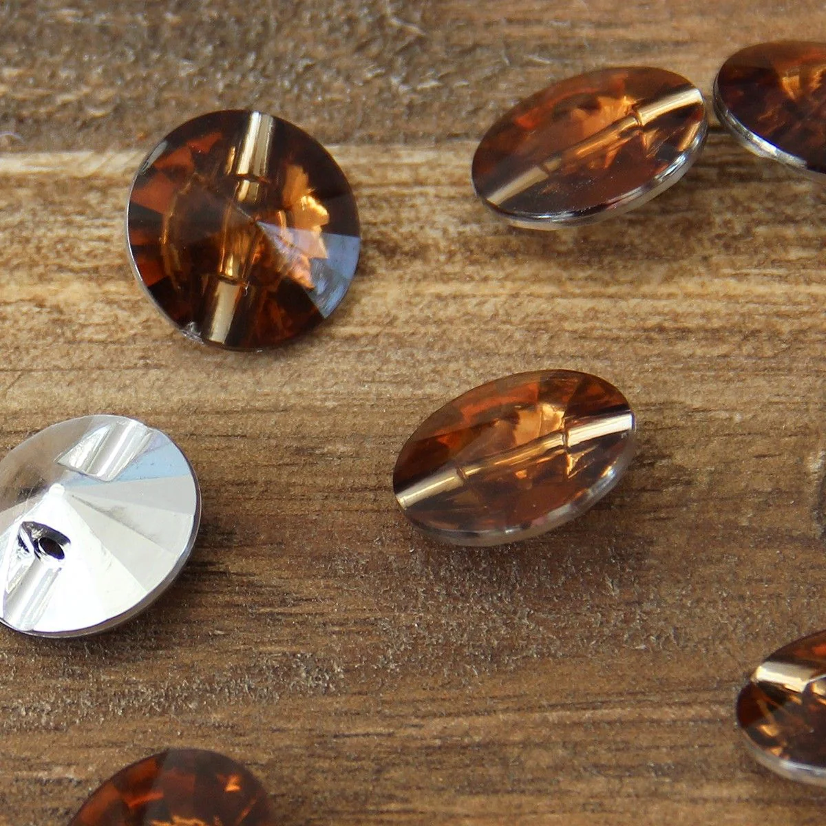 Tunnel Shank Cocktail Buttons - 18 mm (0.7 inches) - Image 13