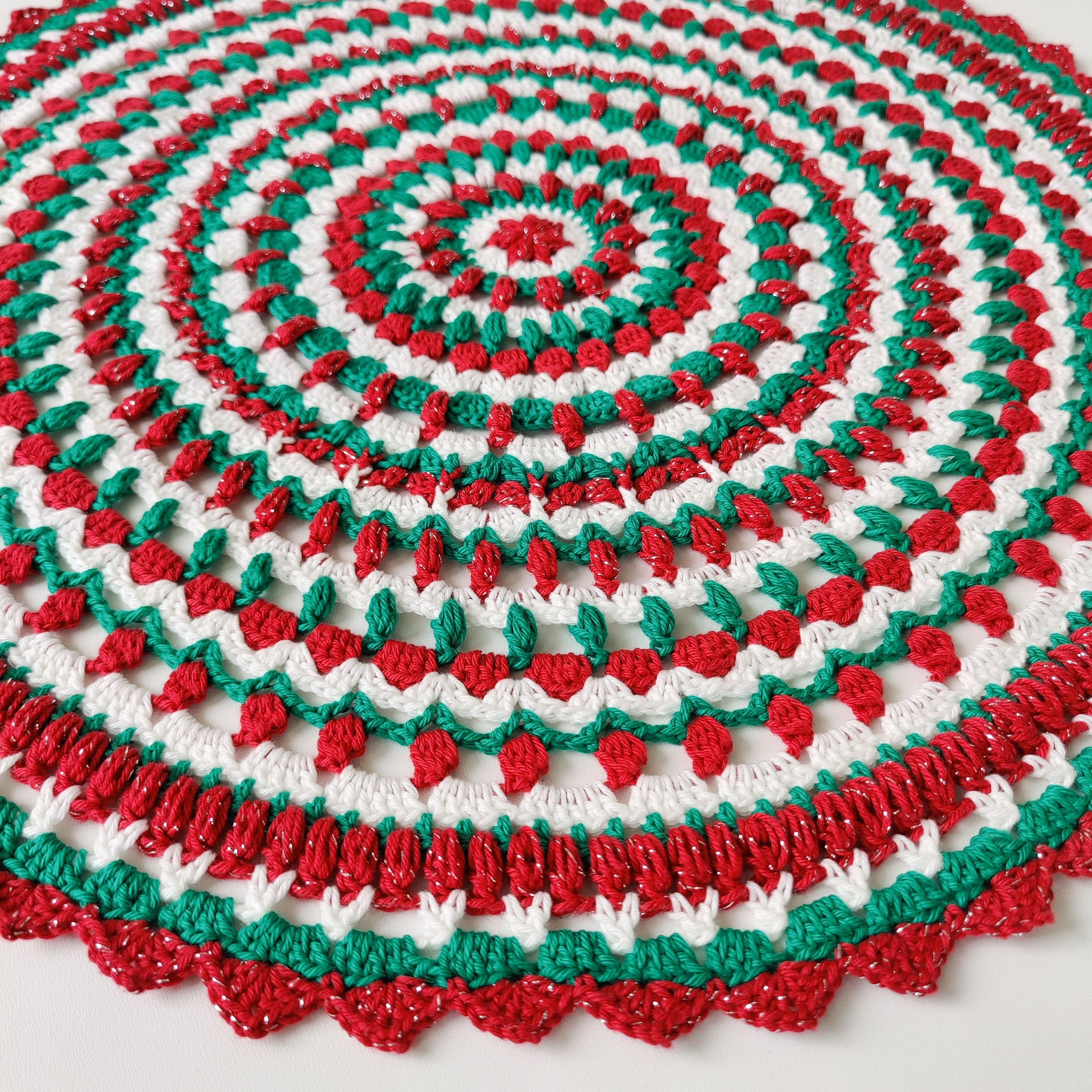 Holly Jolly Christmas Doily - Mandala - Image 2