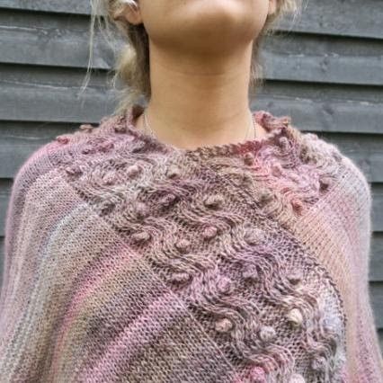 Nancy - Poncho - Image 3