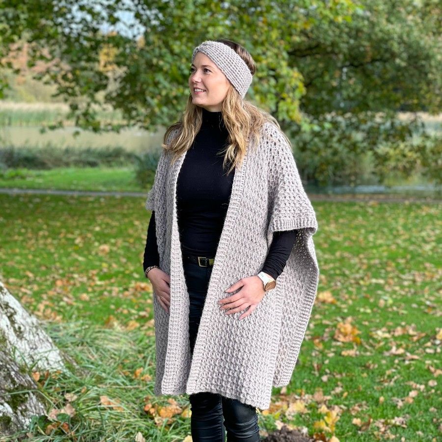 Alpaca Hygge - Ruana - Image 2