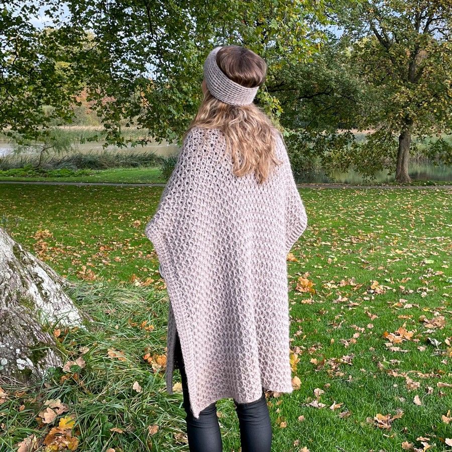 Alpaca Hygge - Ruana - Image 3