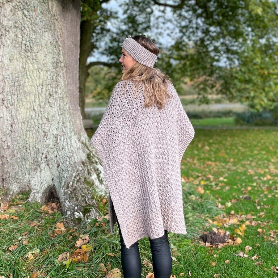 Alpaca Hygge - Ruana - Image 4