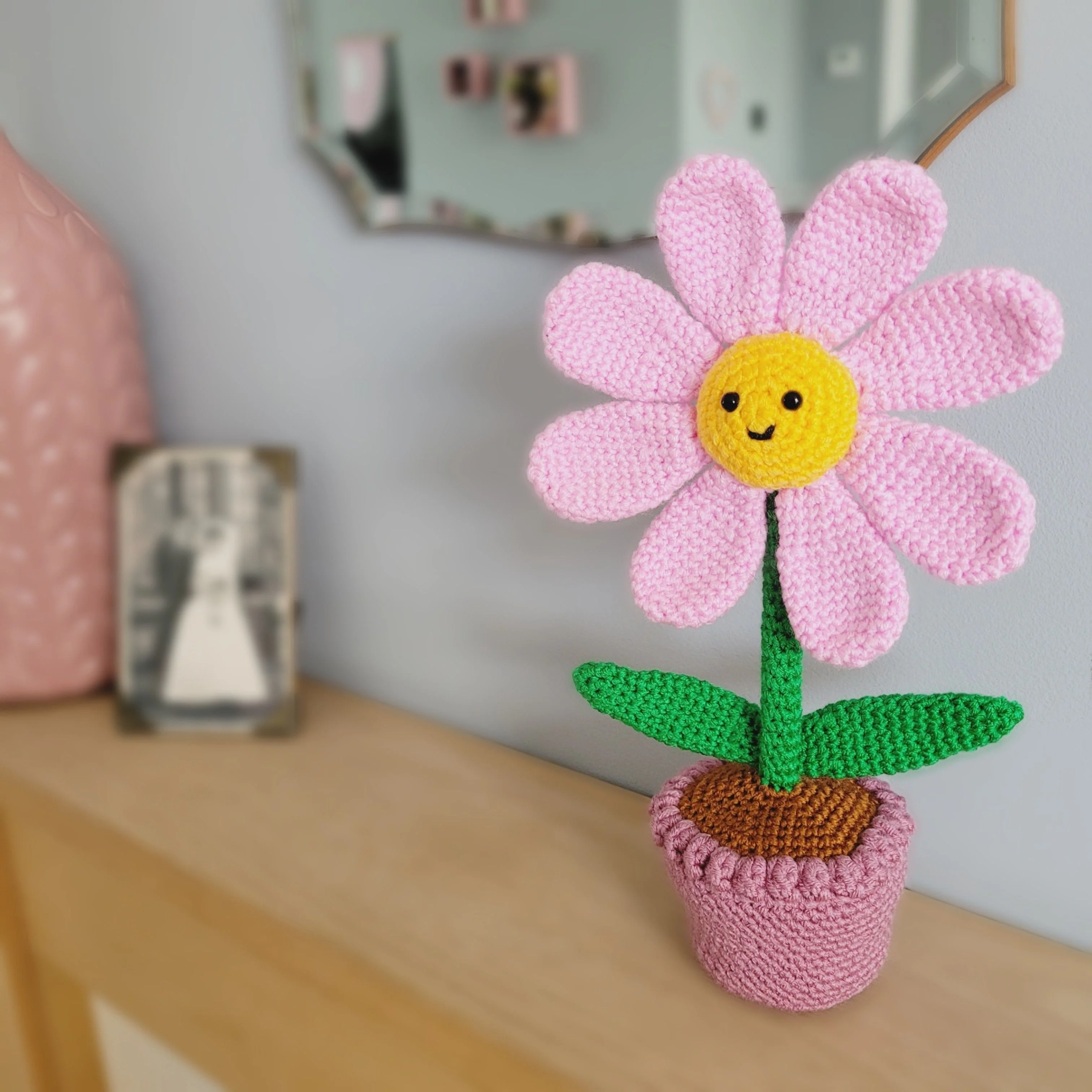 Flora The Flowerpot - Image 2