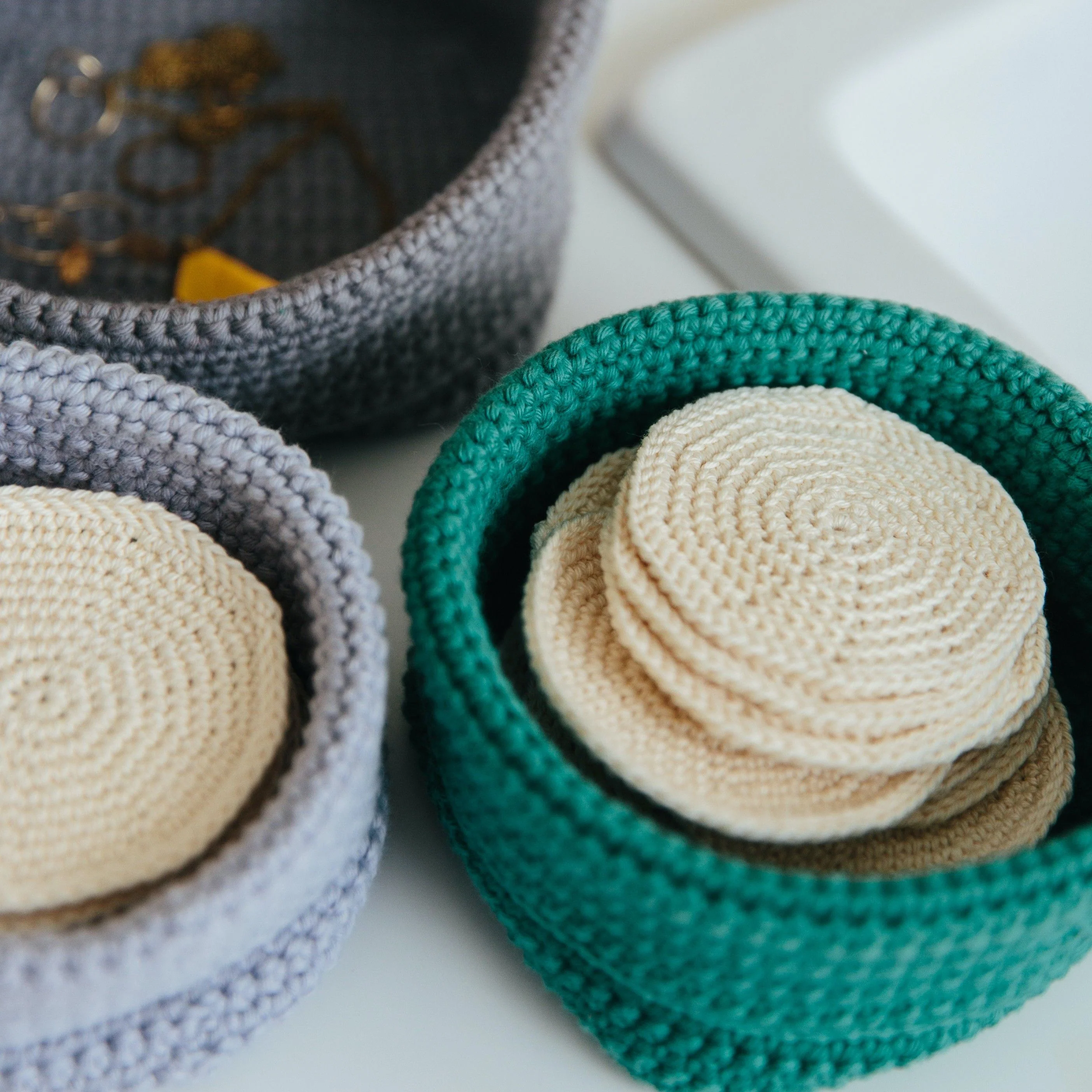 Make-up pads and pots - Image 6