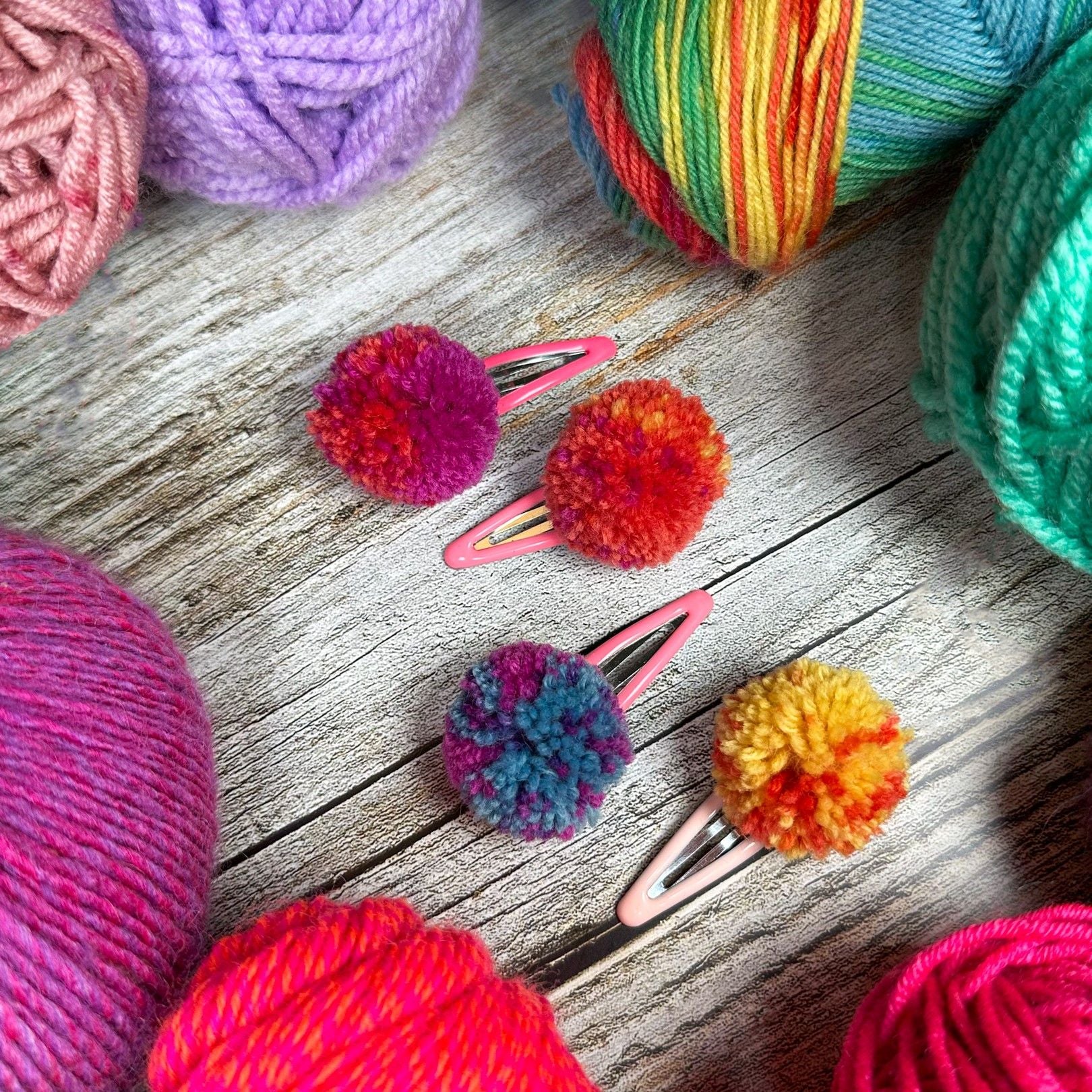 Hoop Pompom Maker Set - Image 5