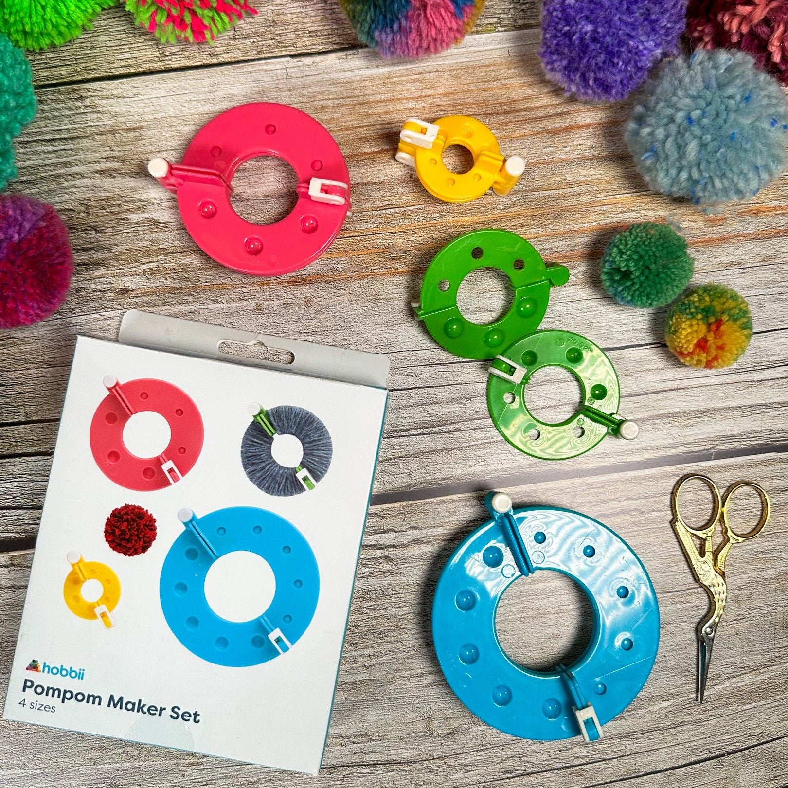 Hoop Pompom Maker Set - Image 7