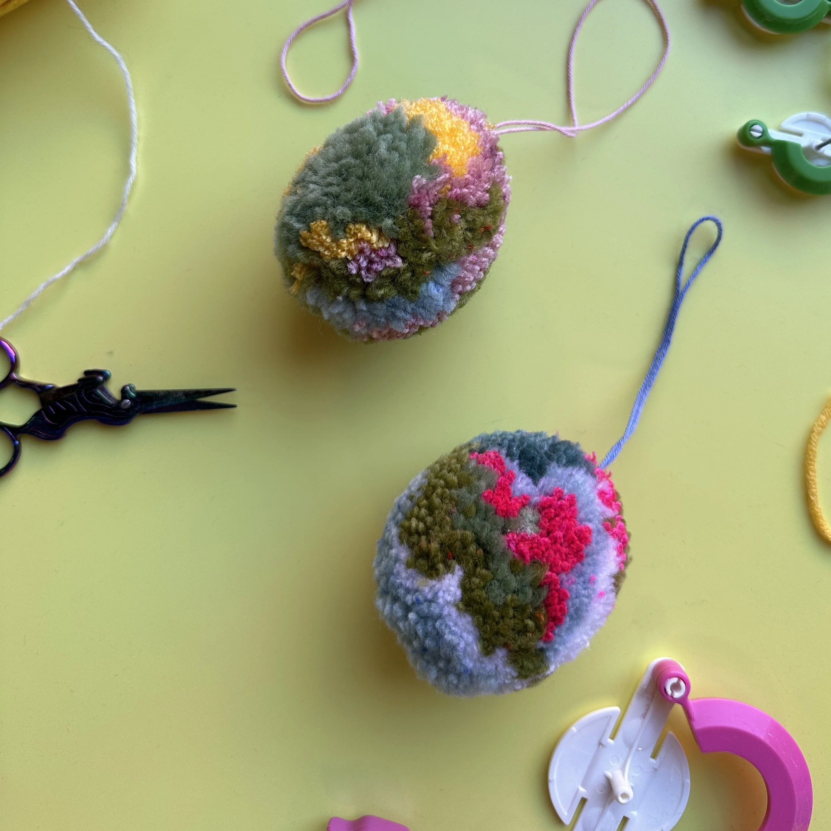 Wave Pompom Maker Set - Image 6