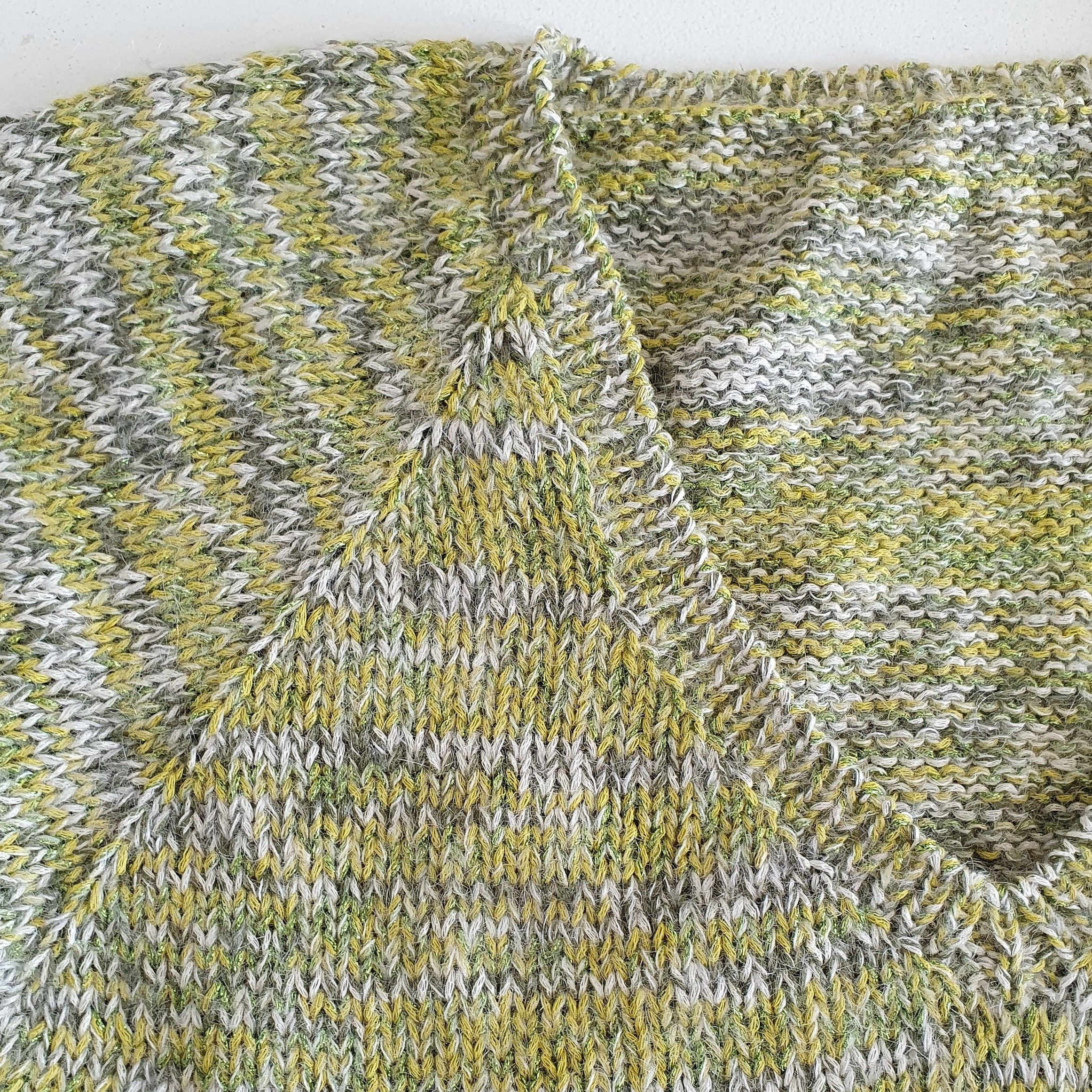 Meryl - V-neck sweater - Image 4