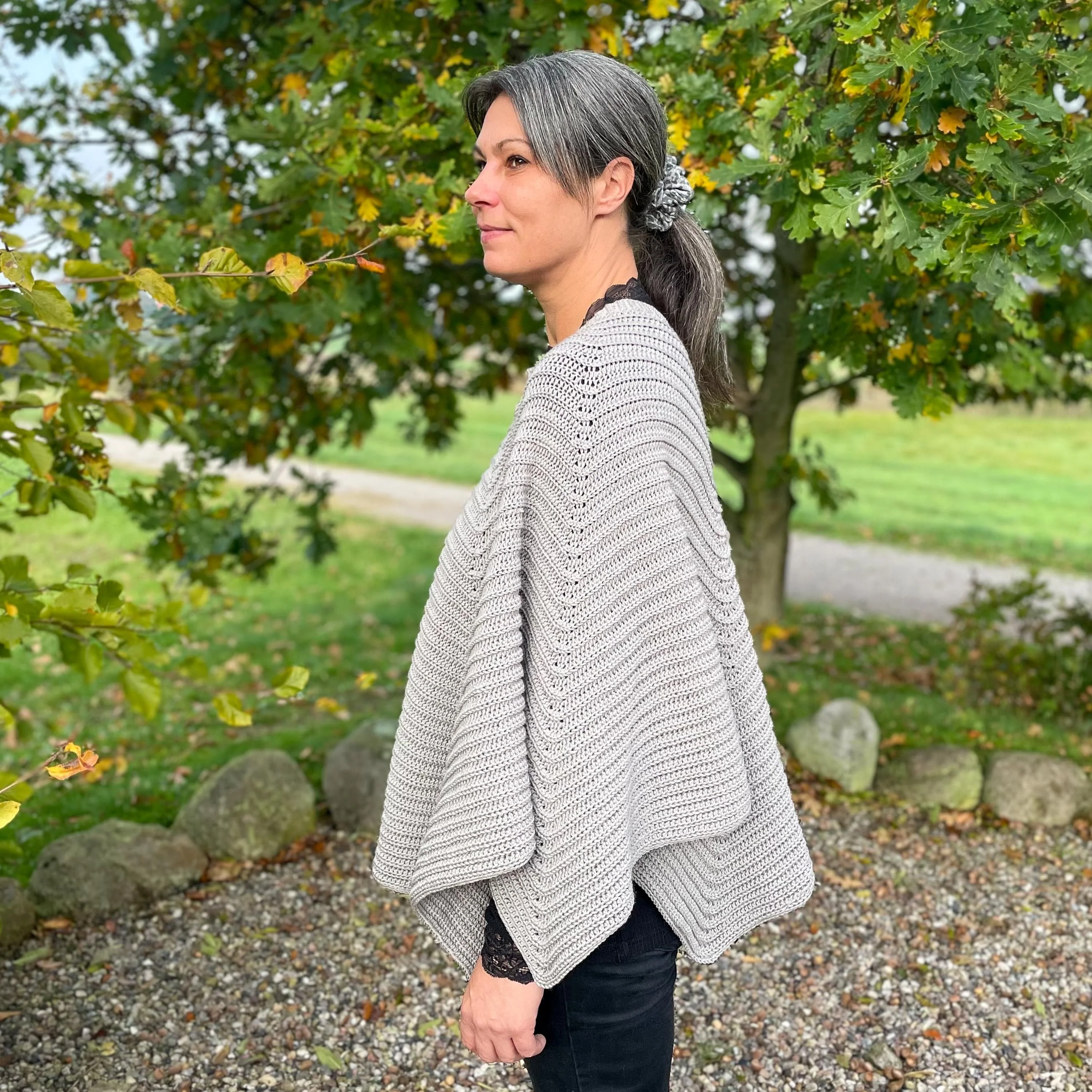 Embrace - Capelet - Image 6