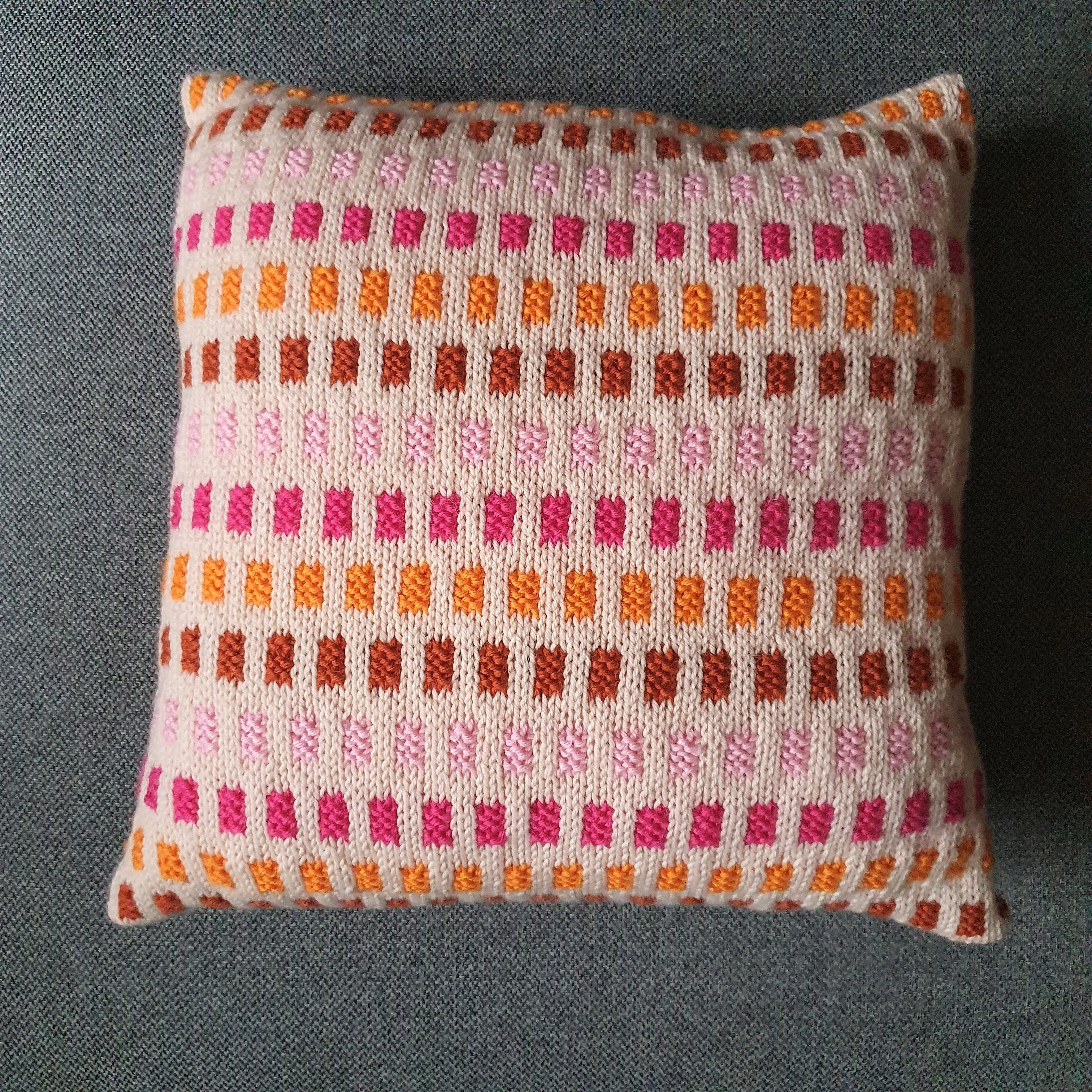 Lulo - Pillow - Image 3