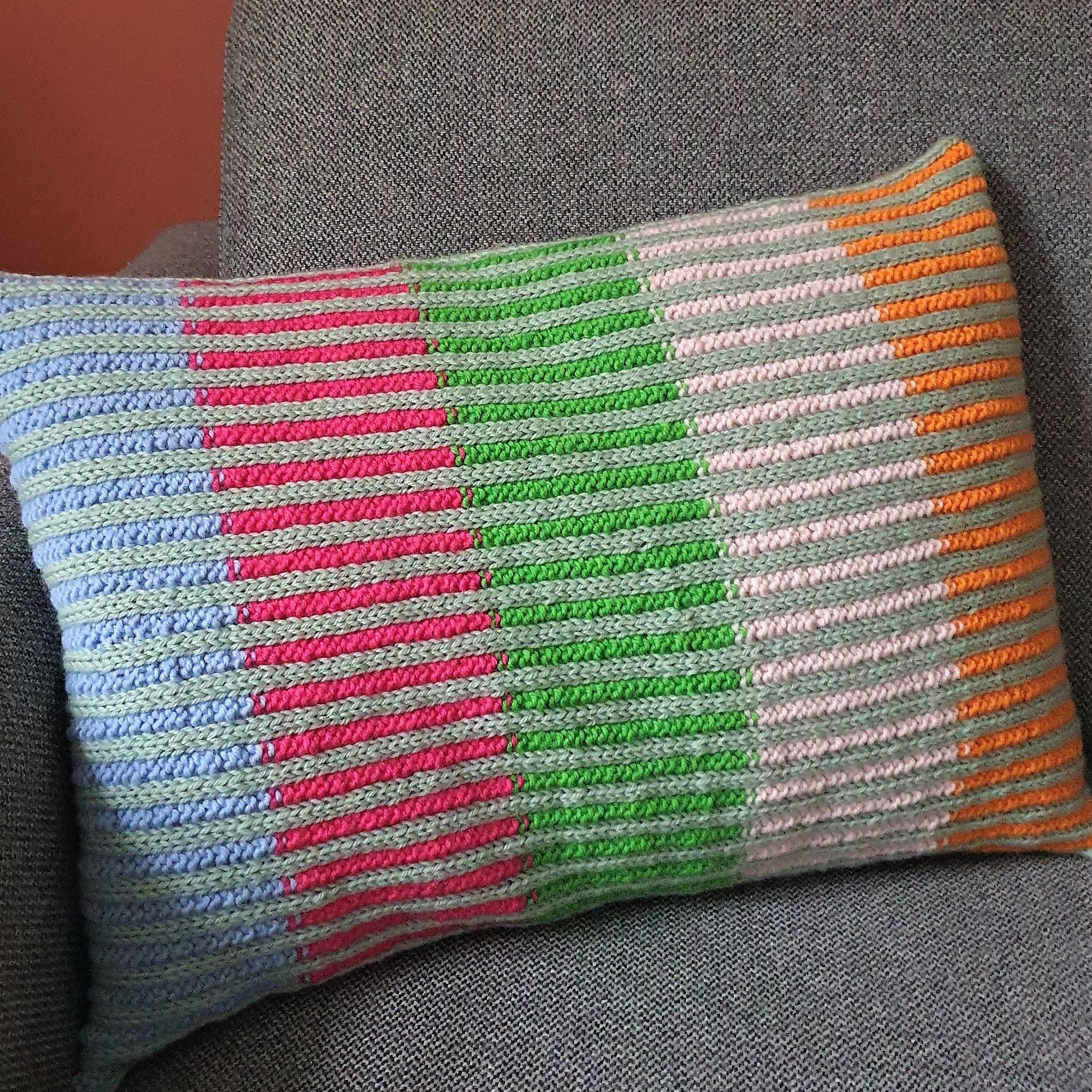 Lara - Pillow - Image 3