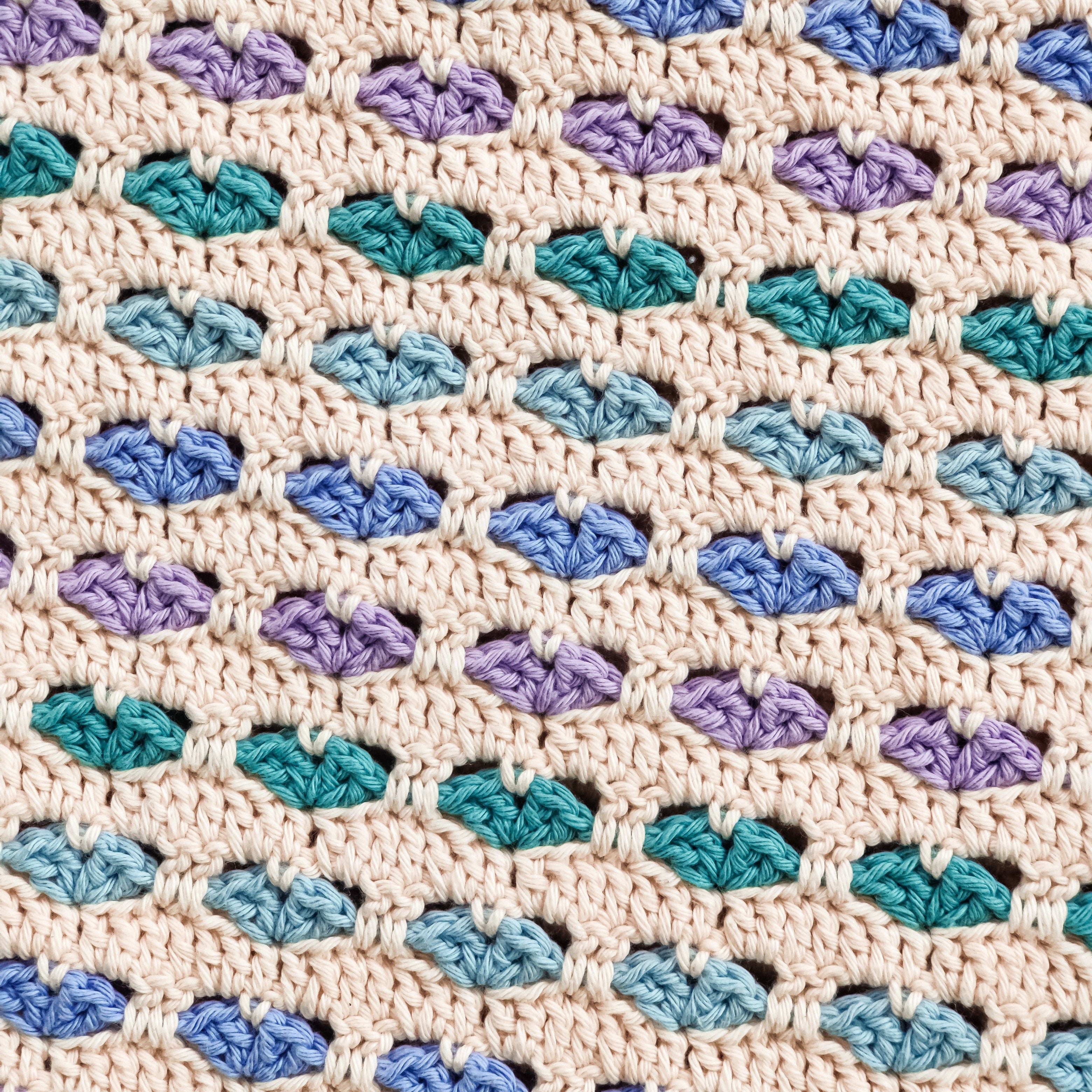 Hearts All Over - Bag - Image 3