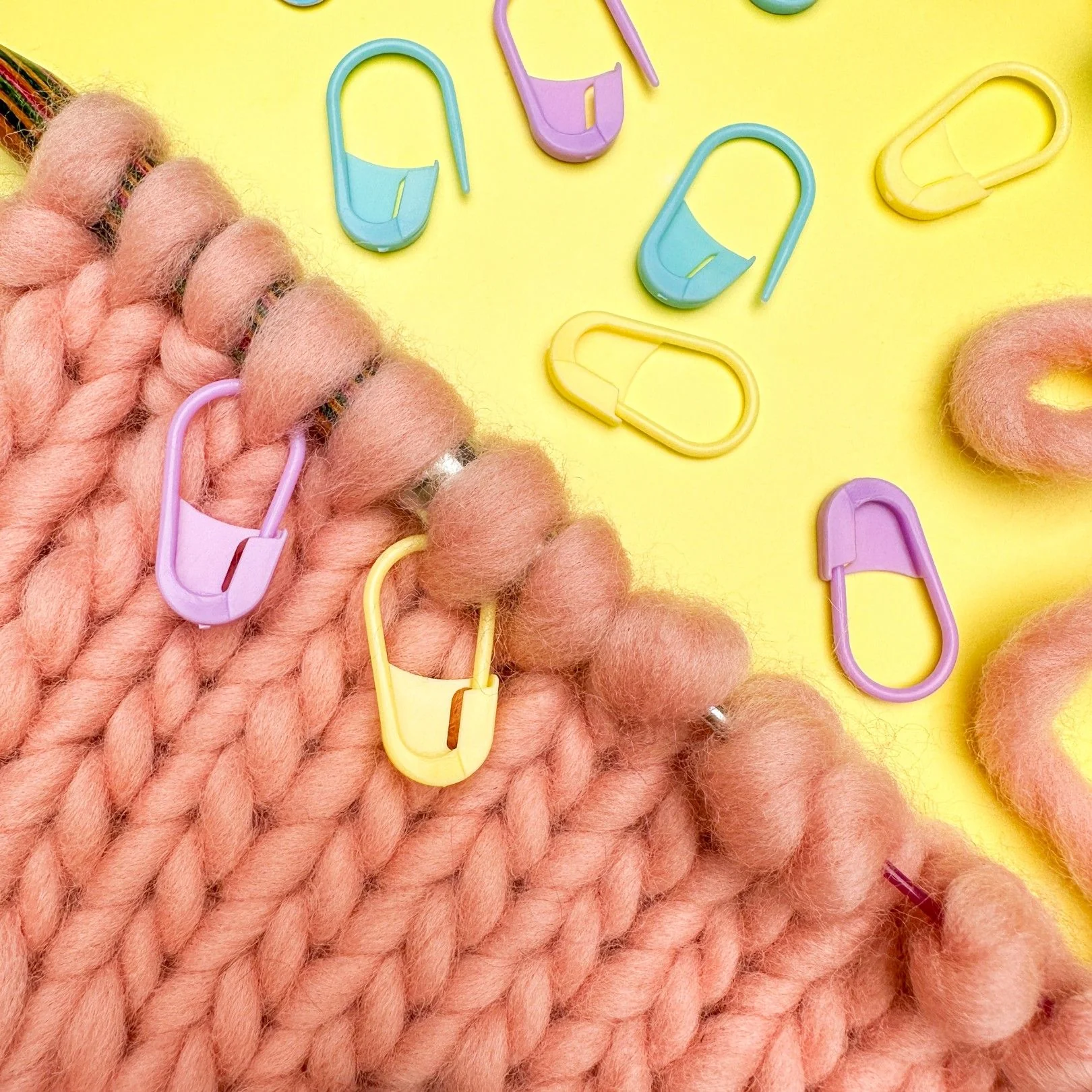 Box of Stitch Markers - Jumbo - Image 6