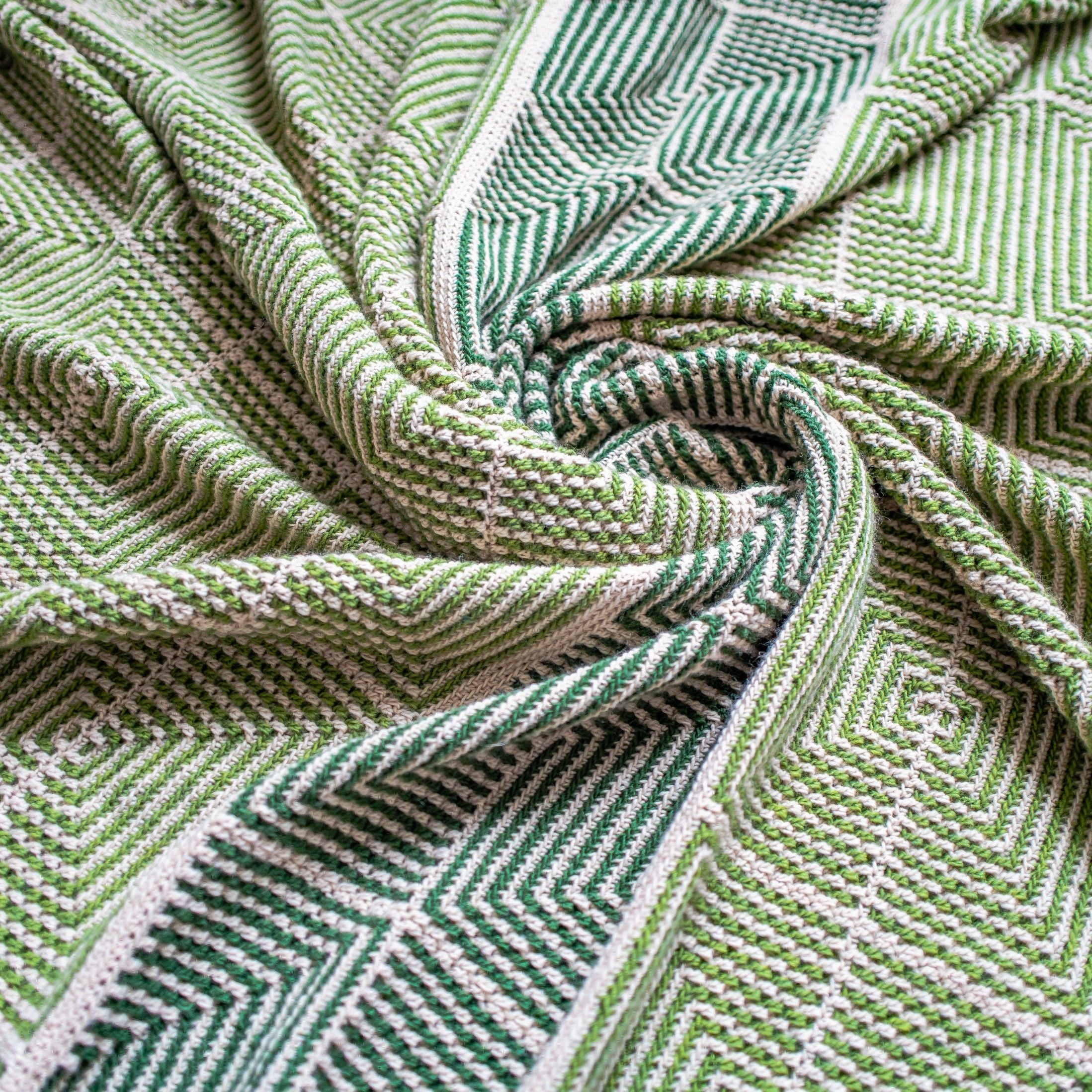 Papau - Throw - Image 3
