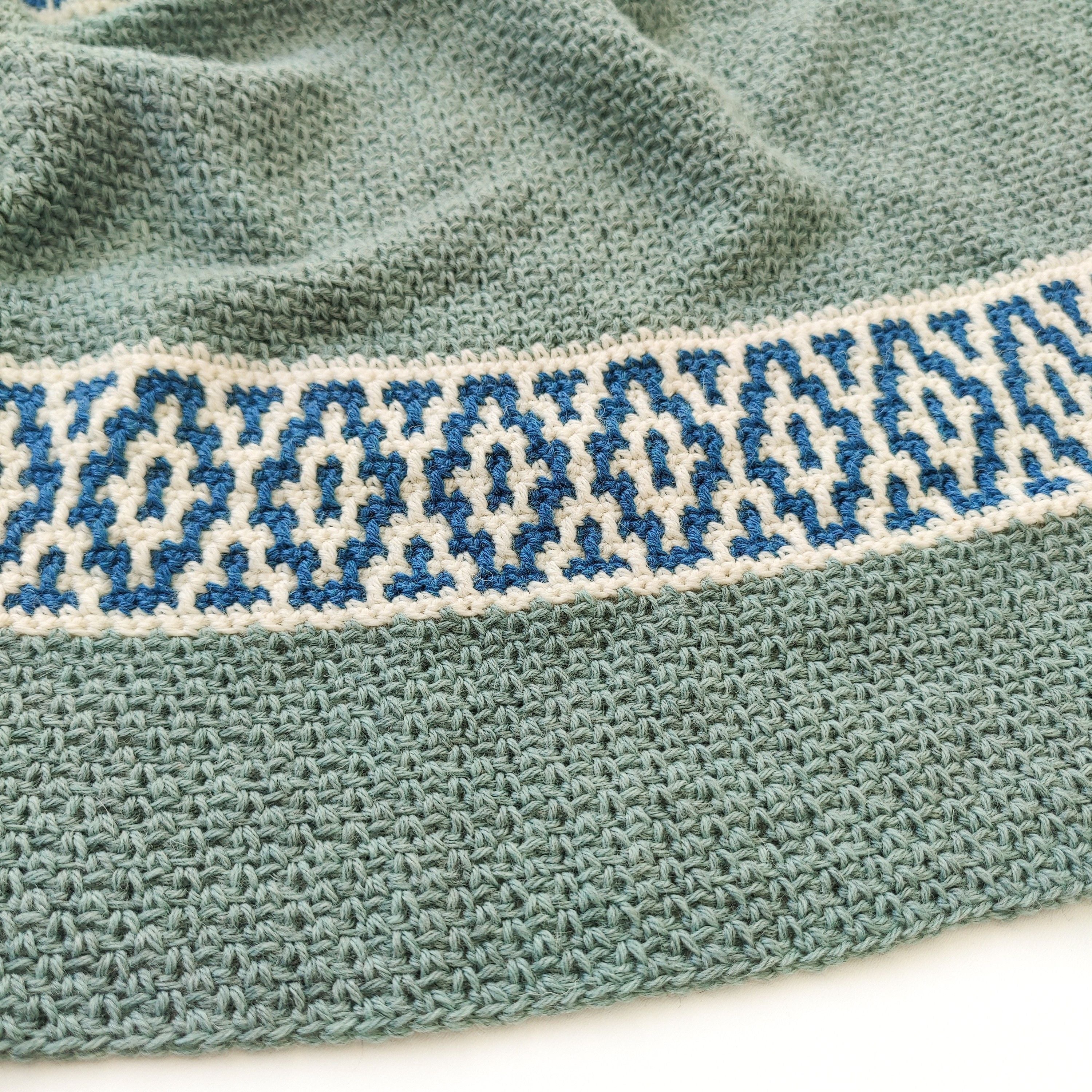 Mosaic Dream - Shawl - Image 3