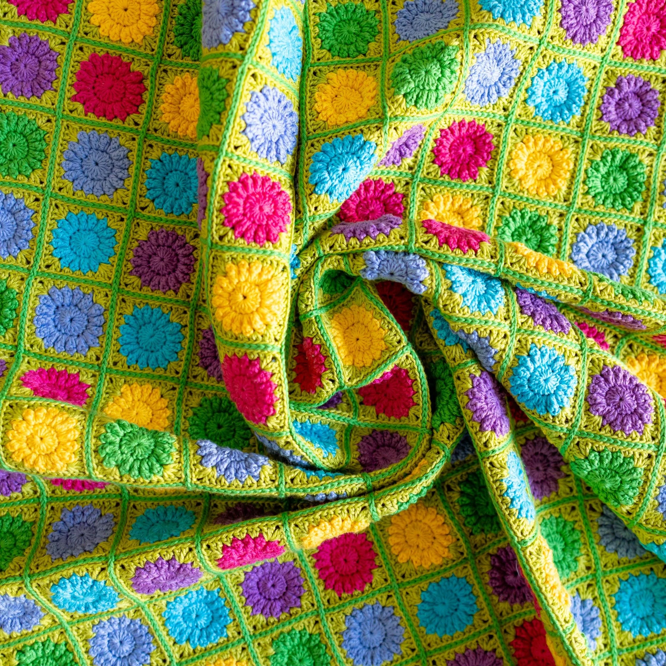 Whimsical Garden - Shawl - Image 10