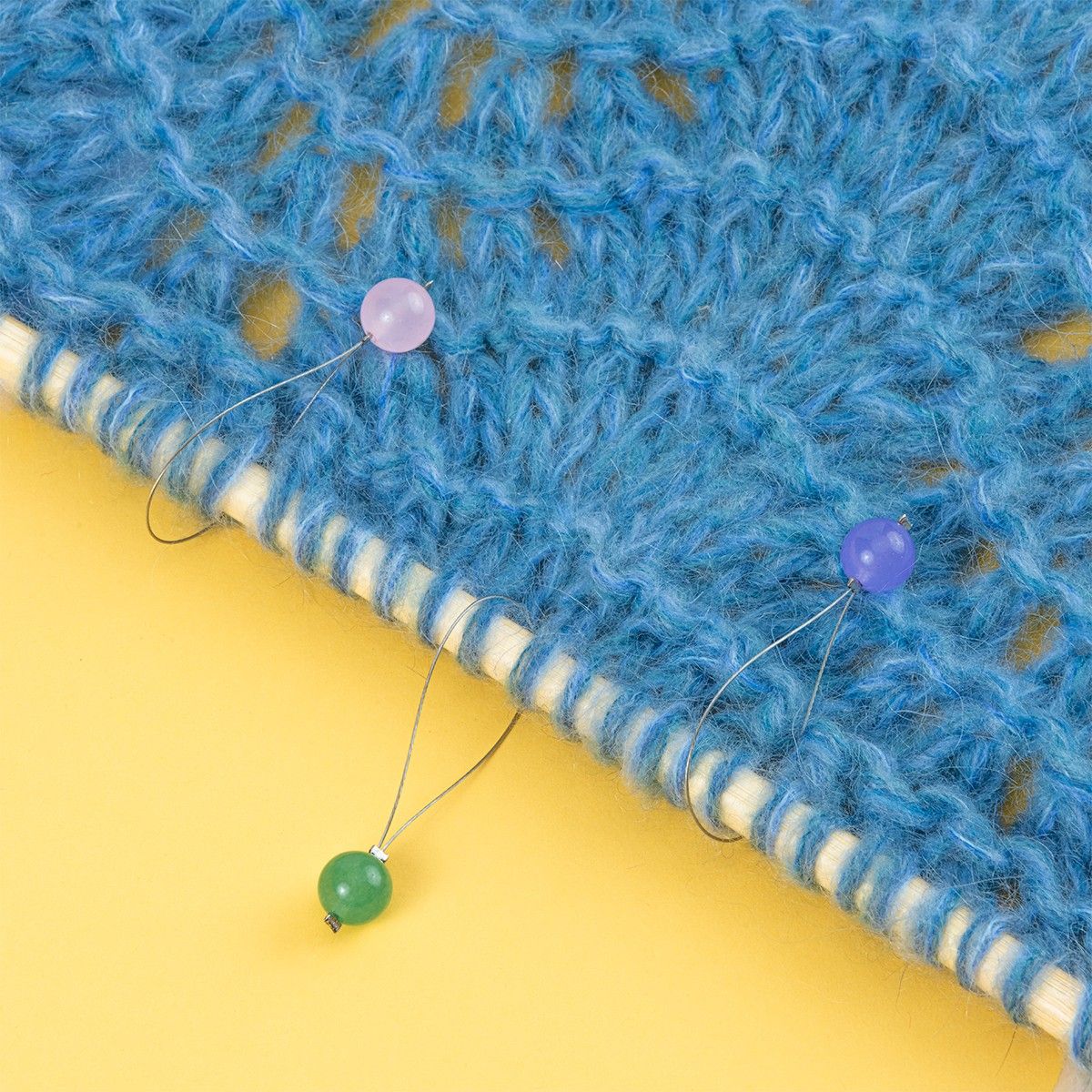 Stitch Markers with Wire - Image 2