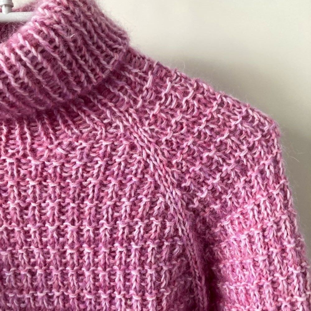 Snowdrop - Sweater - Image 4