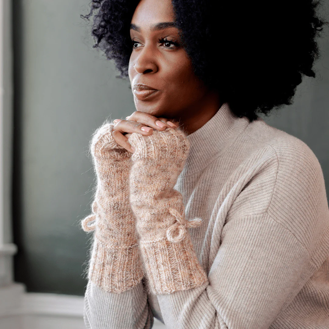 Willow - Fingerless Mitts - Image 9