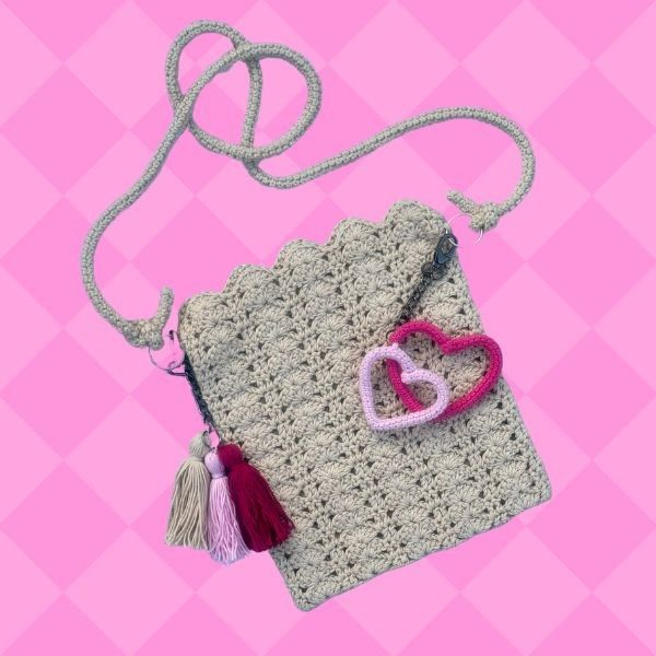 Fall in Love - Bags - Image 4