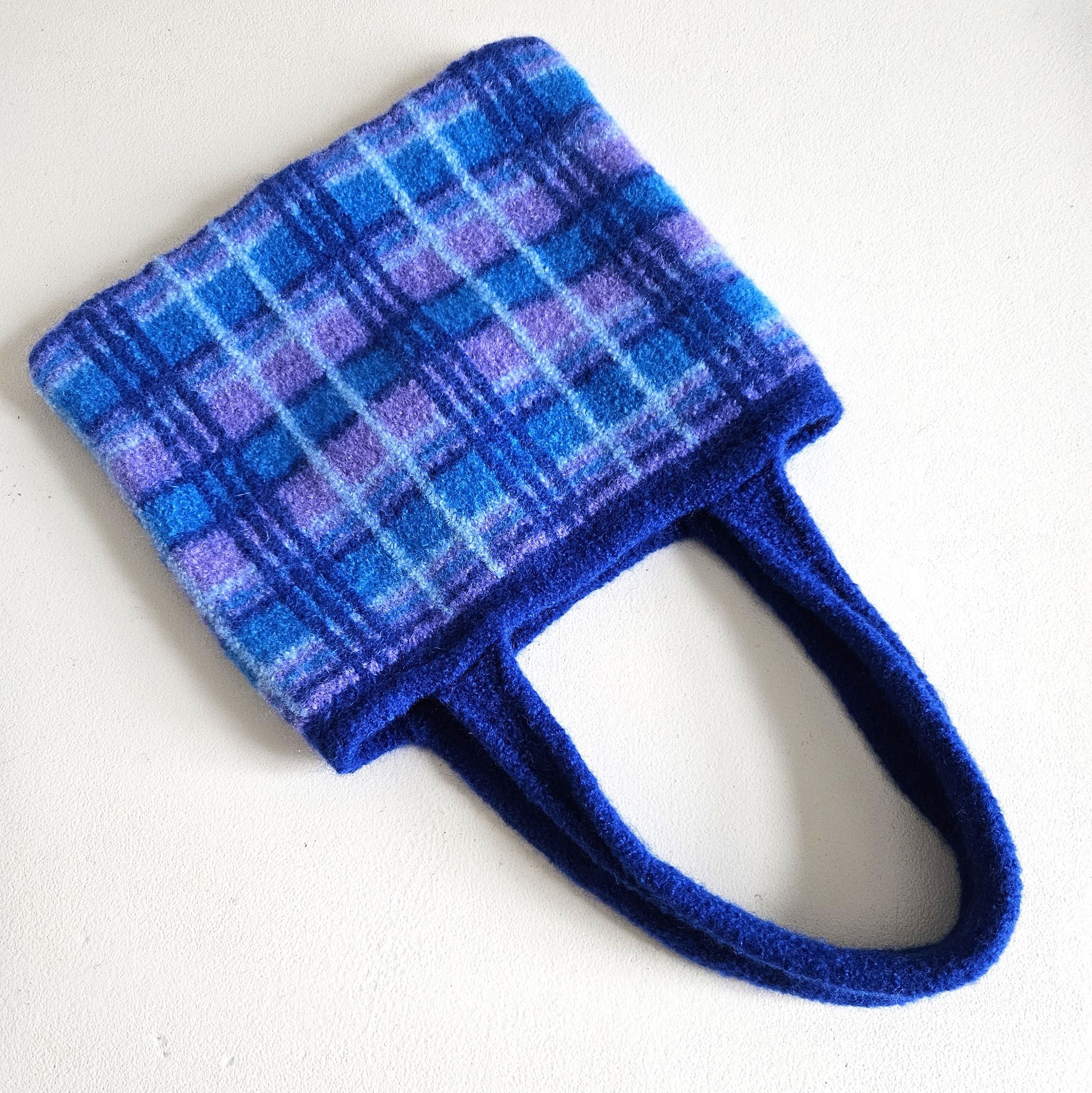 For-everyday-and-parties - Felted Bag