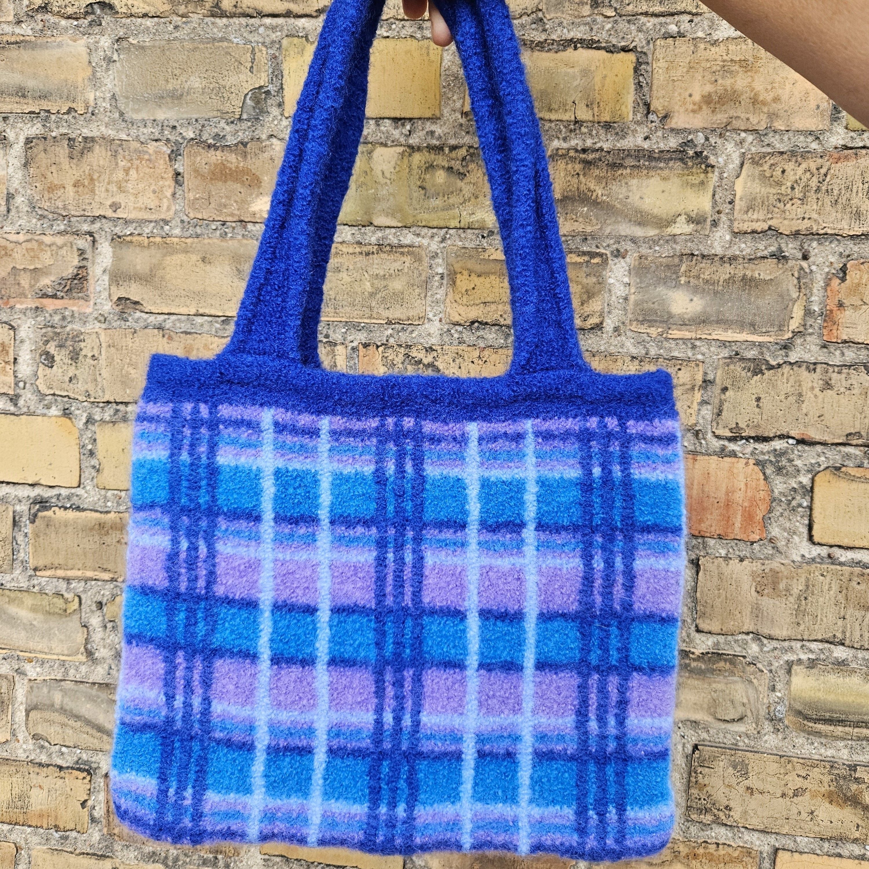 For-everyday-and-parties - Felted Bag - Image 4