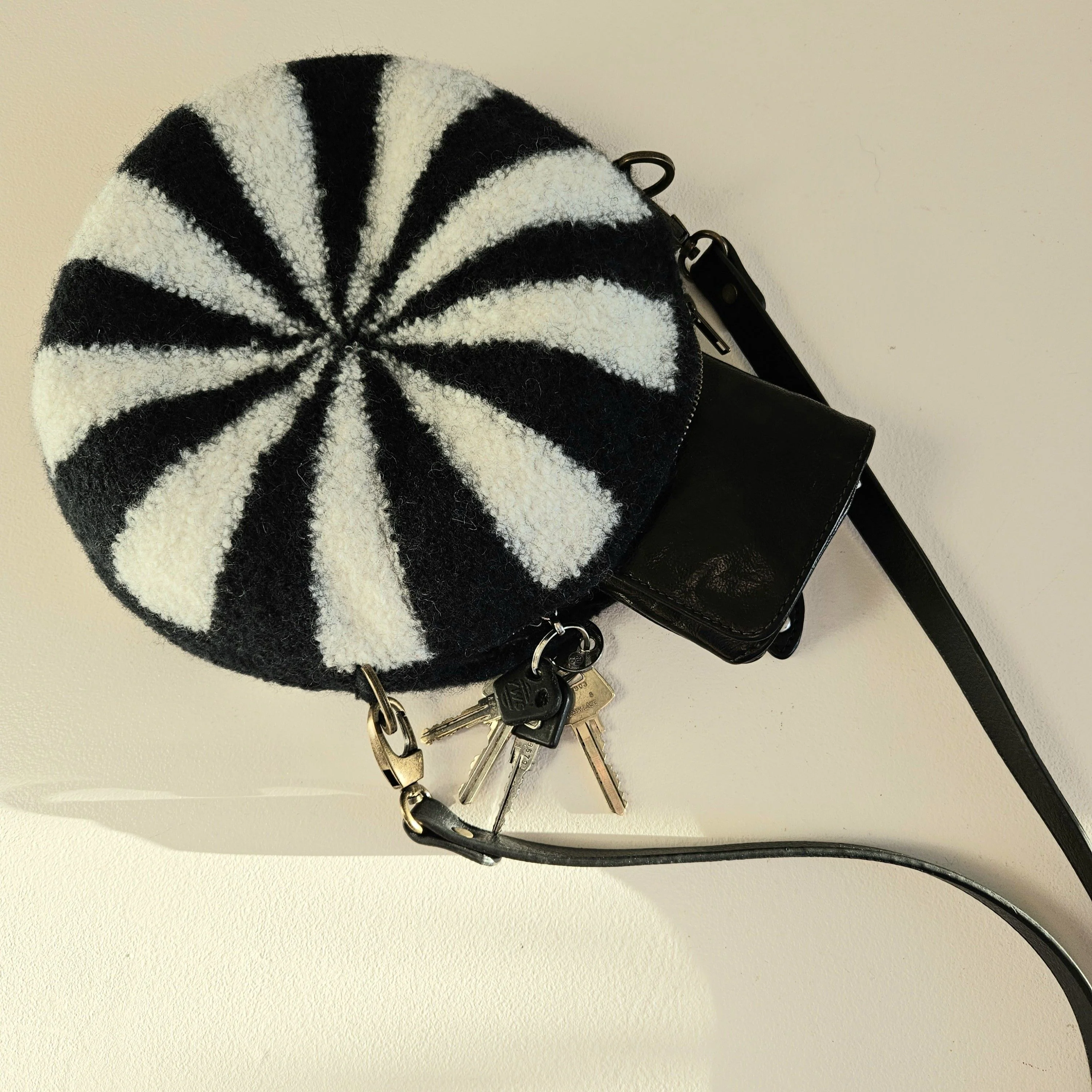 Bolsje - Felted Purse - Image 3