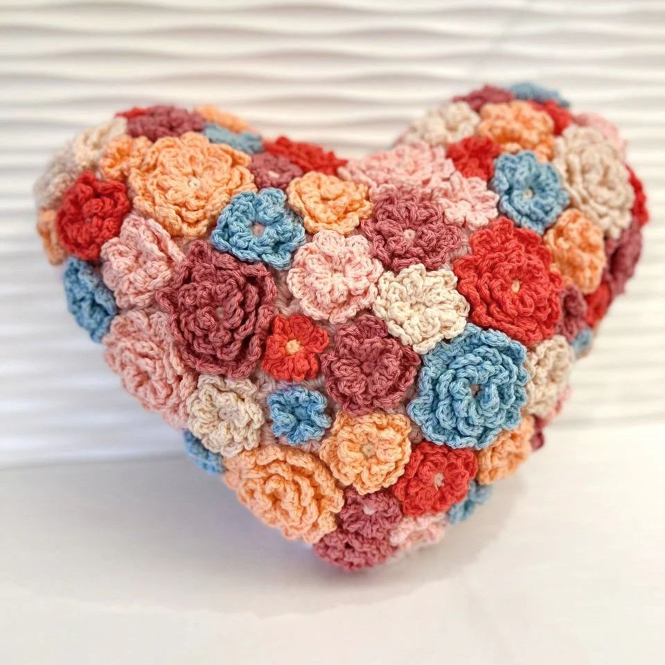 Blooming Heart - Pillow - Image 3