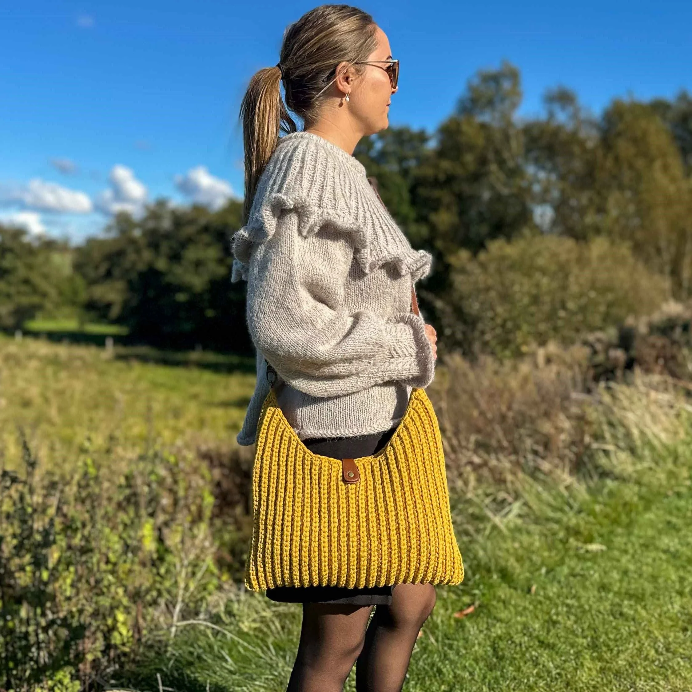 Amelia - Shoulder Bag - Image 2