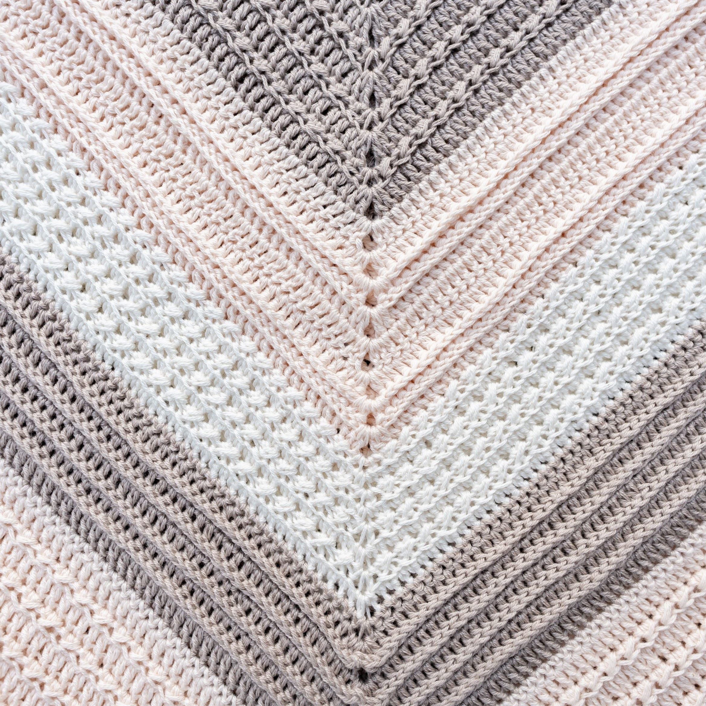 Ophelia - Poncho - Image 11