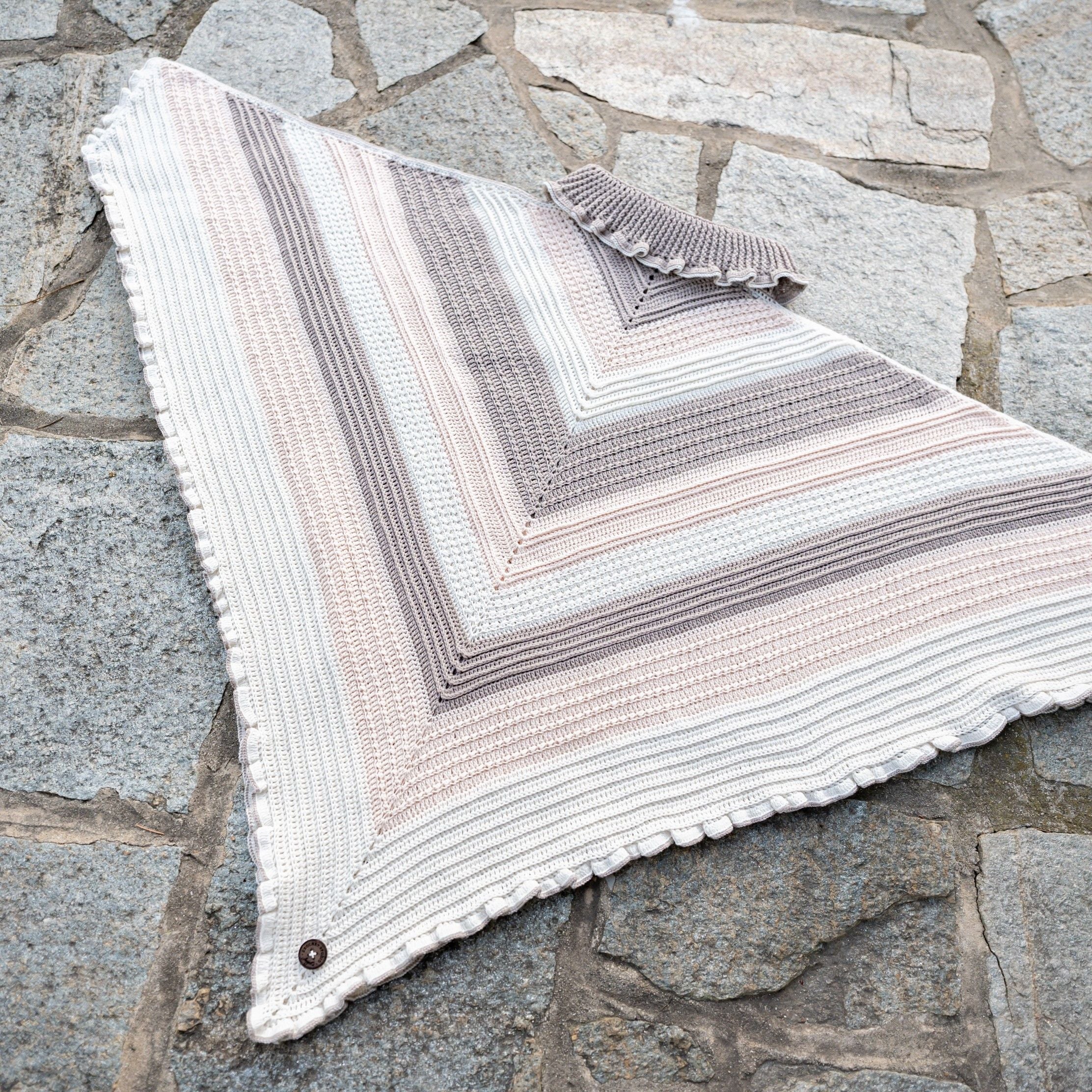 Ophelia - Poncho - Image 6