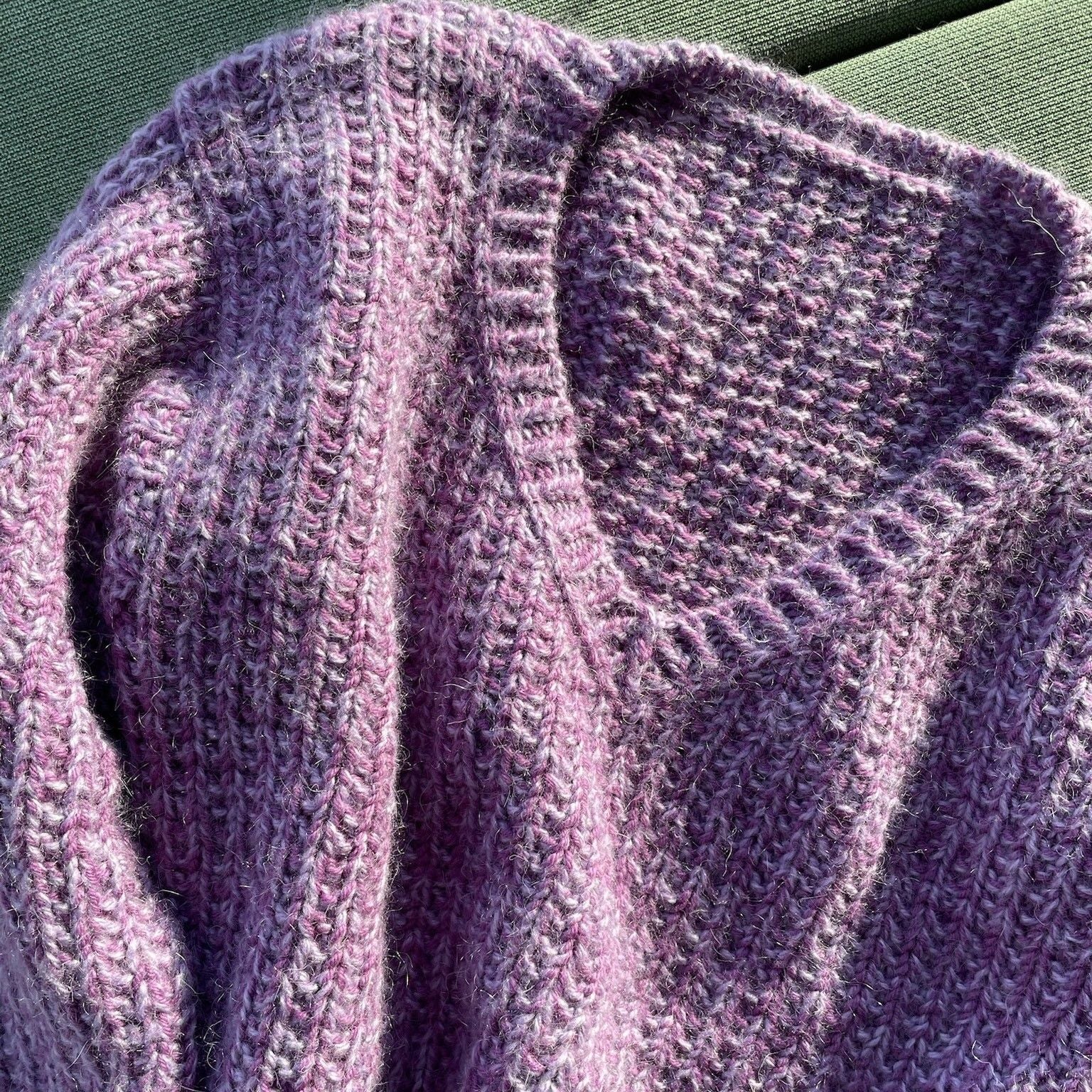 Easy Evening Sweater - V-neck edition - Image 4