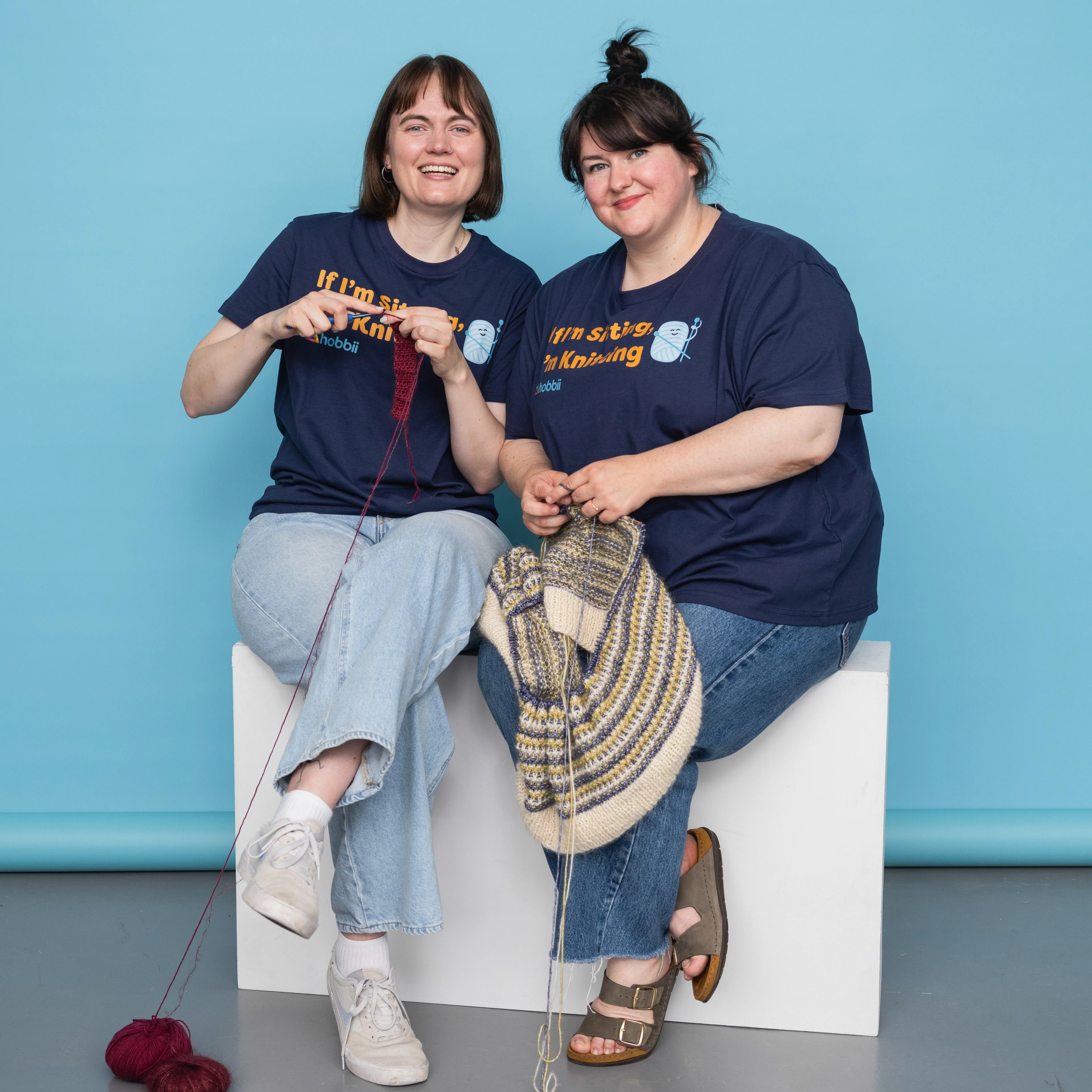 Sitting Knitting T-shirt - Yarniis (Limited Edition) - Image 5