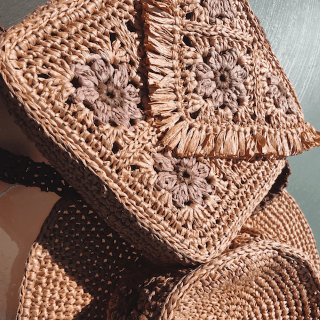 Daisy - Crossbody Bag - Image 2