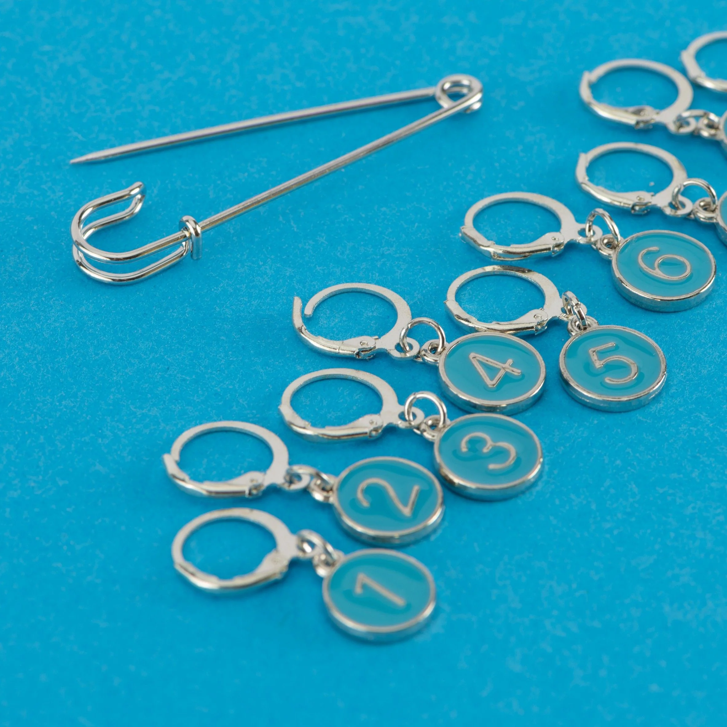 Stitch Markers w/Numbers and a Shawl Pin - Image 6