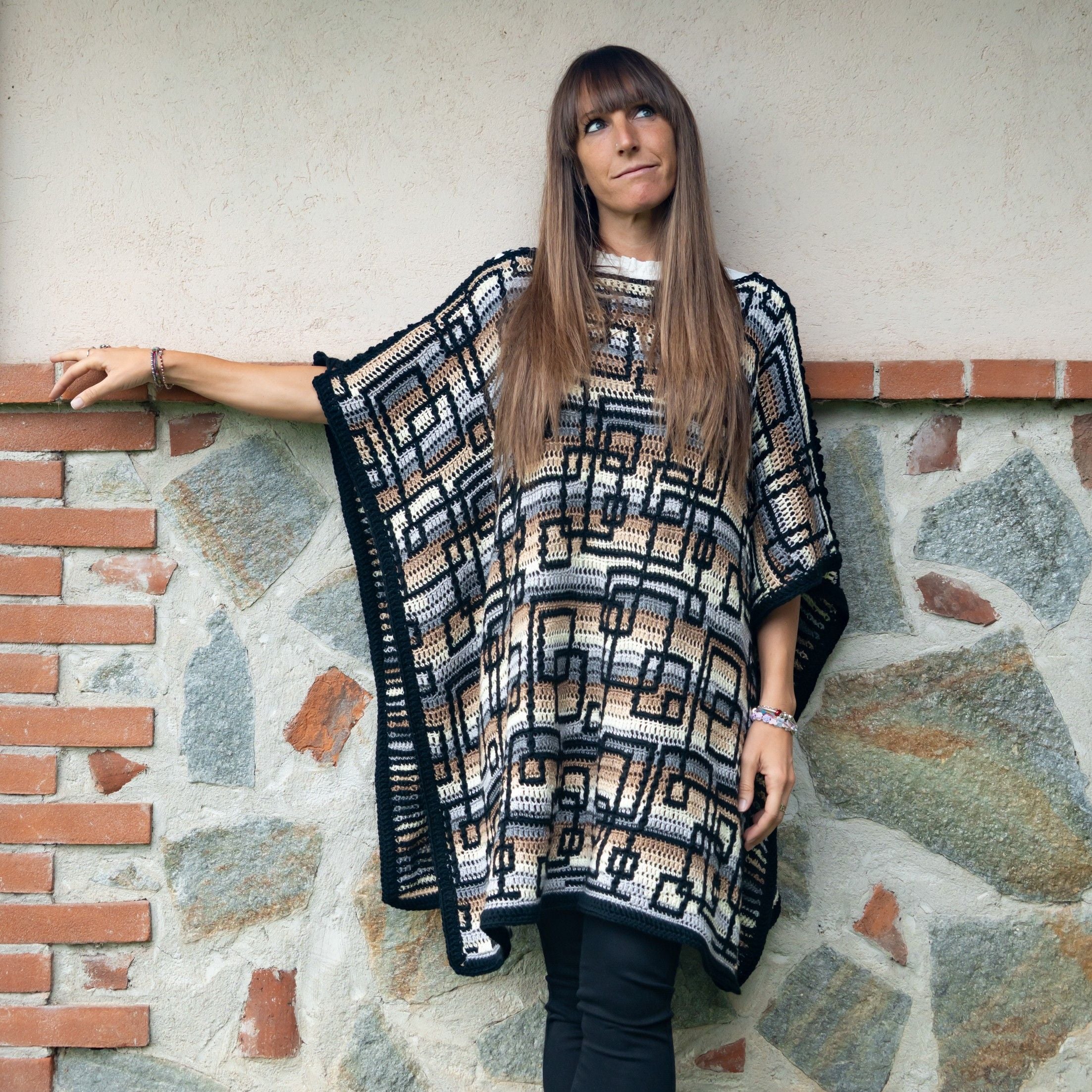 Linked Symmetry - Poncho - Image 7