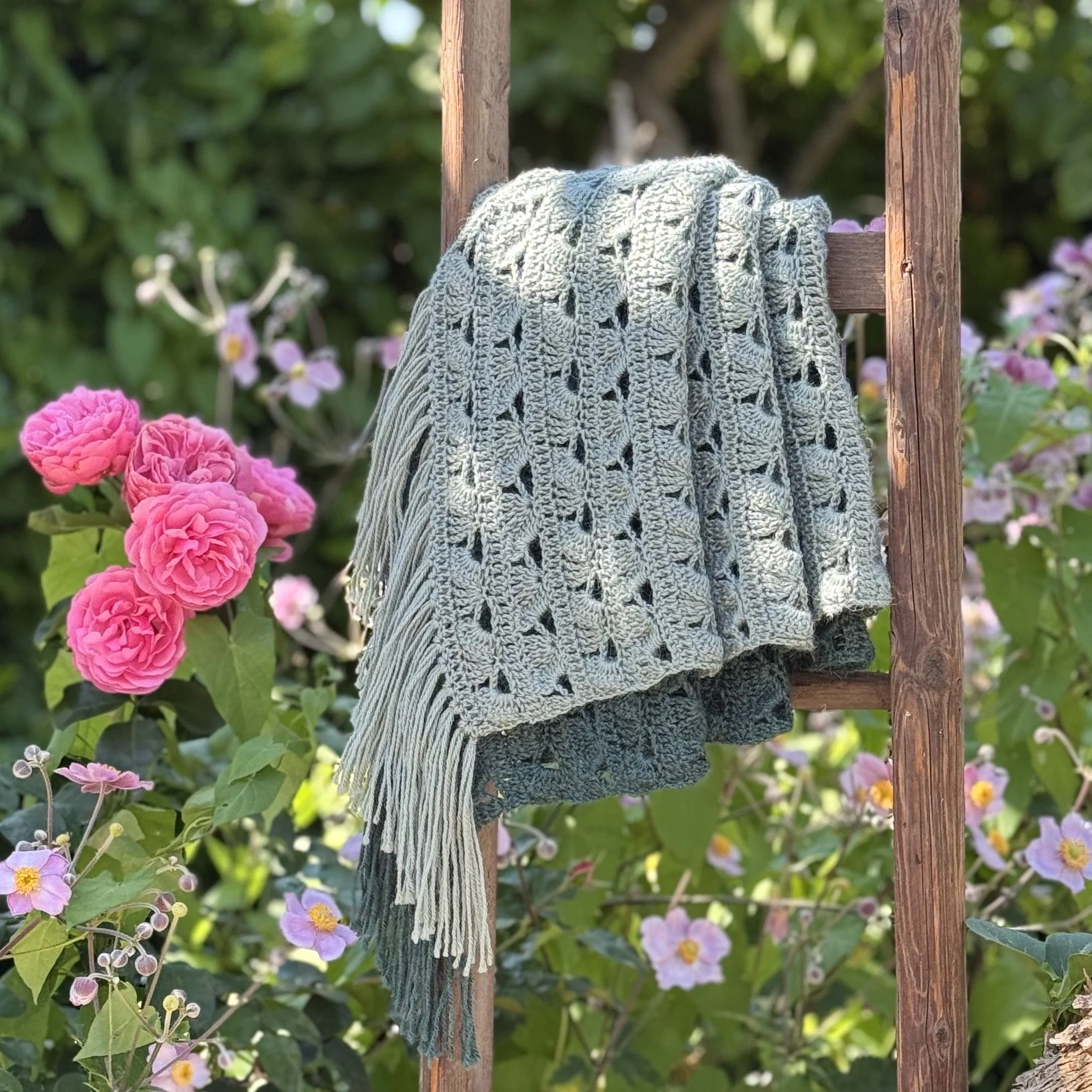 Two Ferns - Scarf - Image 12