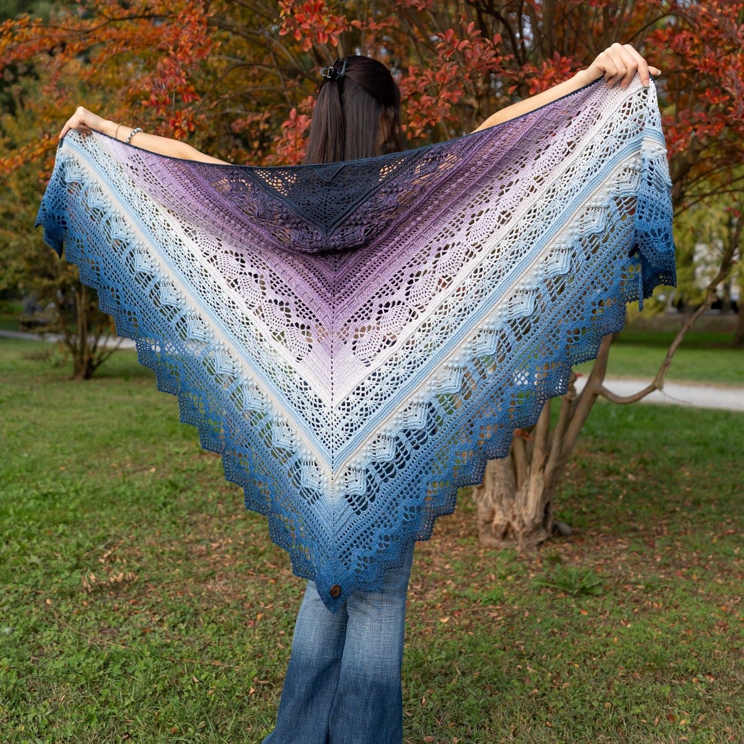 Frozen Iris - Shawl - Image 10