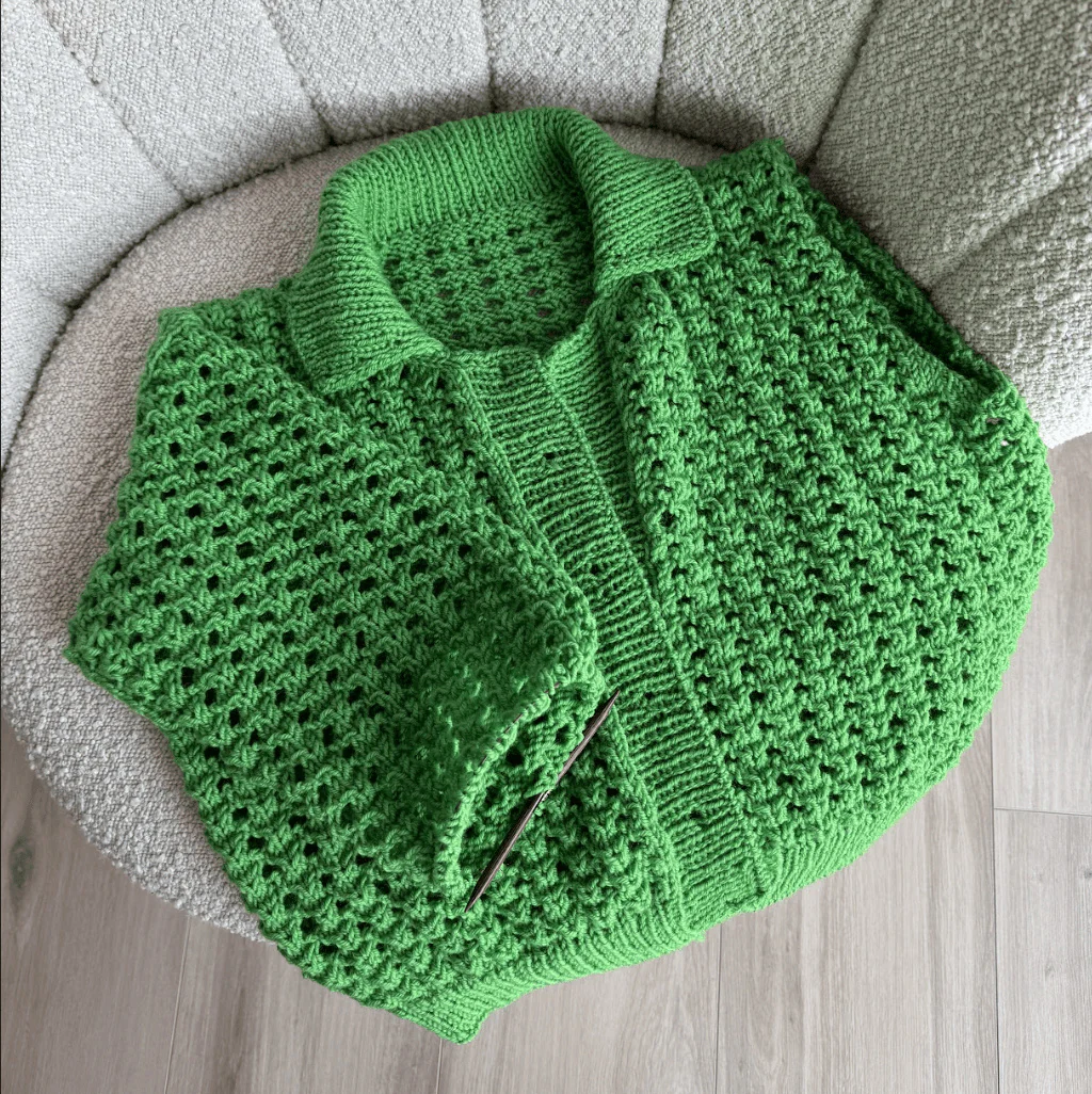 Easy Hole Structure Polo Cardigan - Image 4