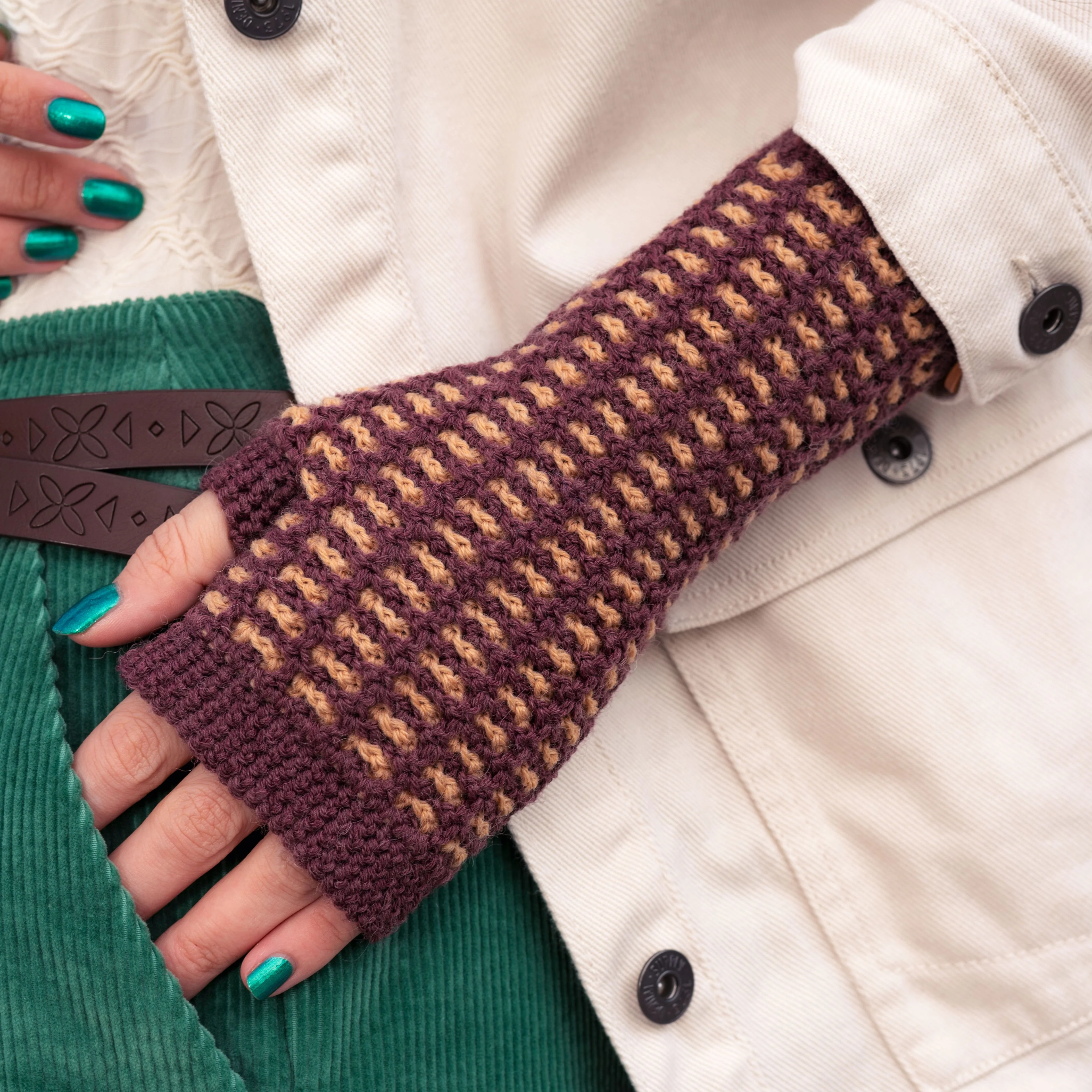 Kaleidoskope - Fingerless Mittens - Image 4