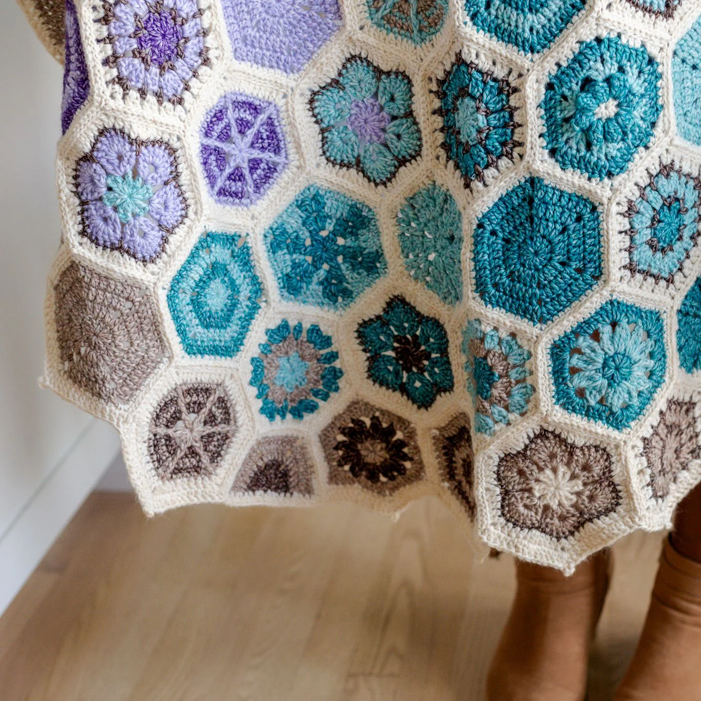 Aura - Motif Lapghan - #FrostandBloomCAL - Image 3