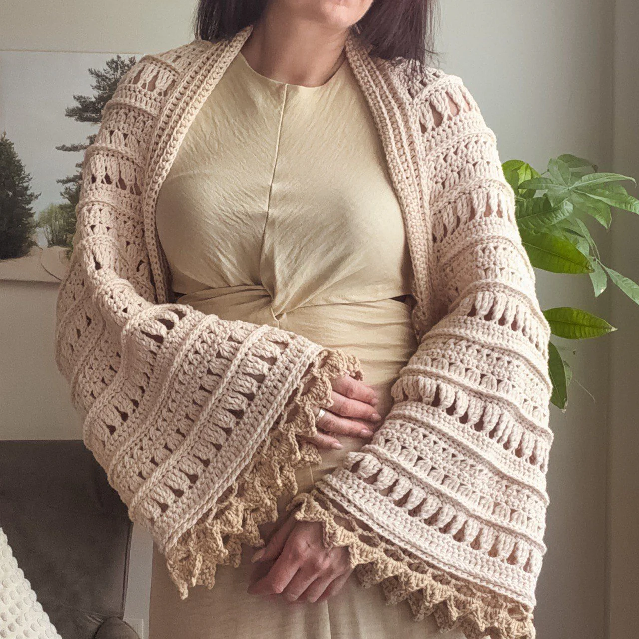 Charlotte - Shrug - Image 7