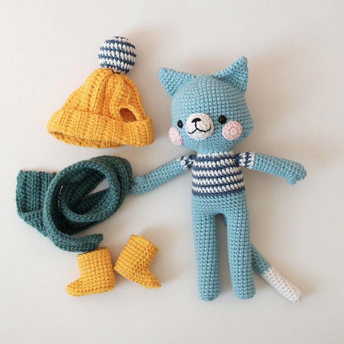 Lenny Cat - Crochet Kit - Image 3